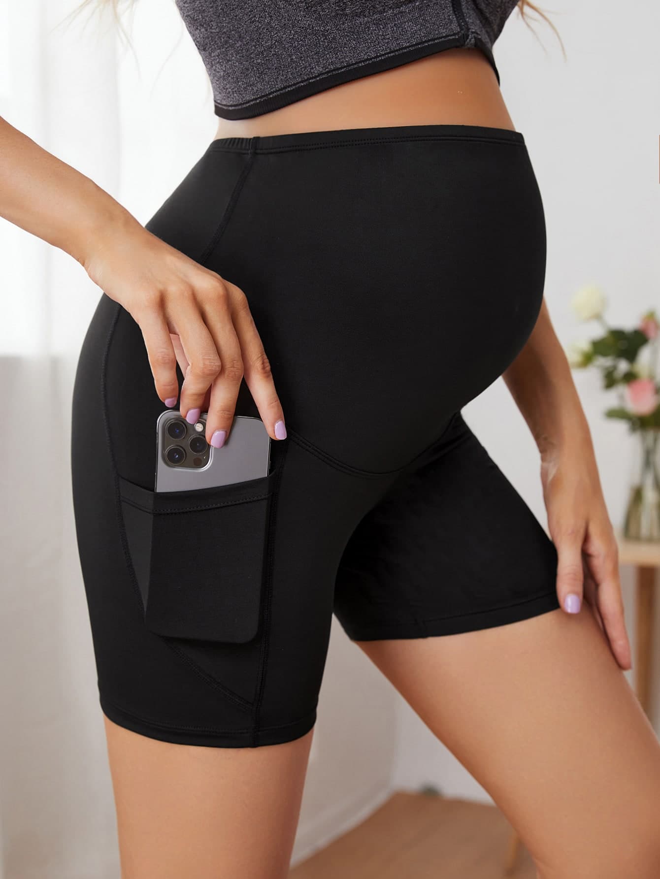 SHEIN Maternity Phone Pocket Side Biker Shorts