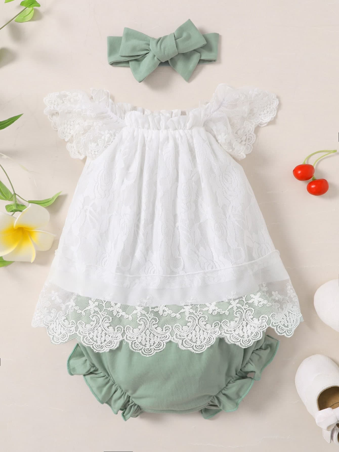 Souflis Souflis Baby Girl Contrast Lace Top & Frill Hem Shorts & Headband