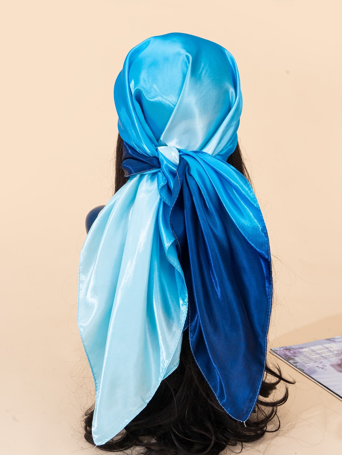 1pc Ombre Fashionable Lightweight Gradient Satin Bandana For Music Festival Bandana,Hair Band,Head Band Ideal For Dressing Up Your Look