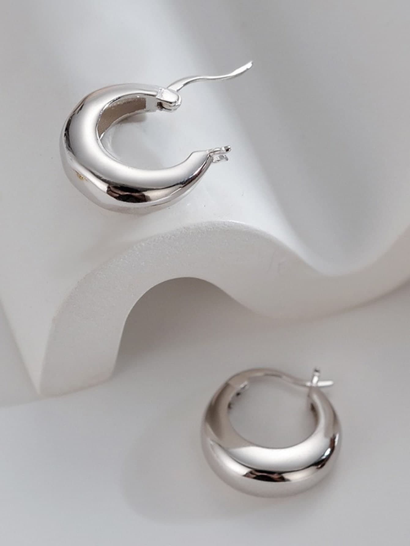 Minimalist Hoop Earrings