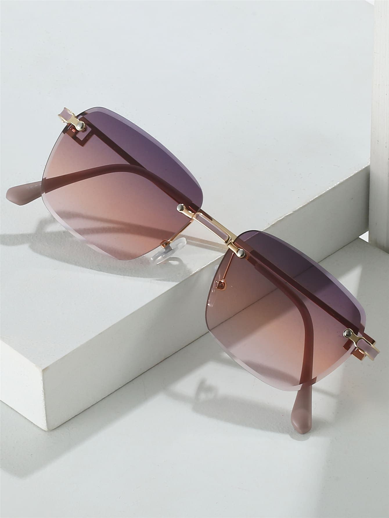 1 Pair Unisex Metal Square Frameless Fashion , Suitable For Holidays And Beach Wear, Women's Basic Glasses For Business Casual, Summer Beach, Outdoor Activities, And Travel Ideal Gift