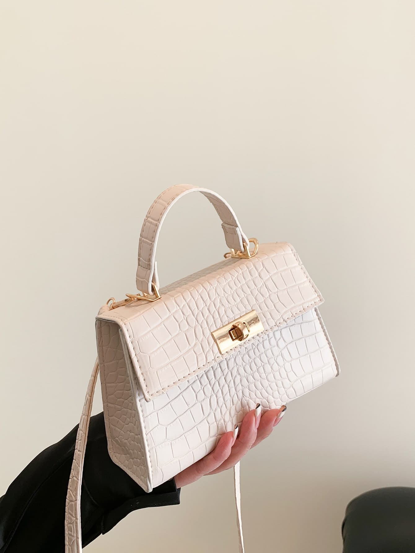 Mini Crocodile Embossed Flap Square Baghandbag,Crossbody Bag,Shoulder BagMinimalist,CasualSolid ColorPortable,Lightweight,With Adjustable Strapfor Women, Rookies & White-Collar Workers,For Girl,For WomanPerfect For Office,Work ,Business,Commute, Animal Print Women Bag