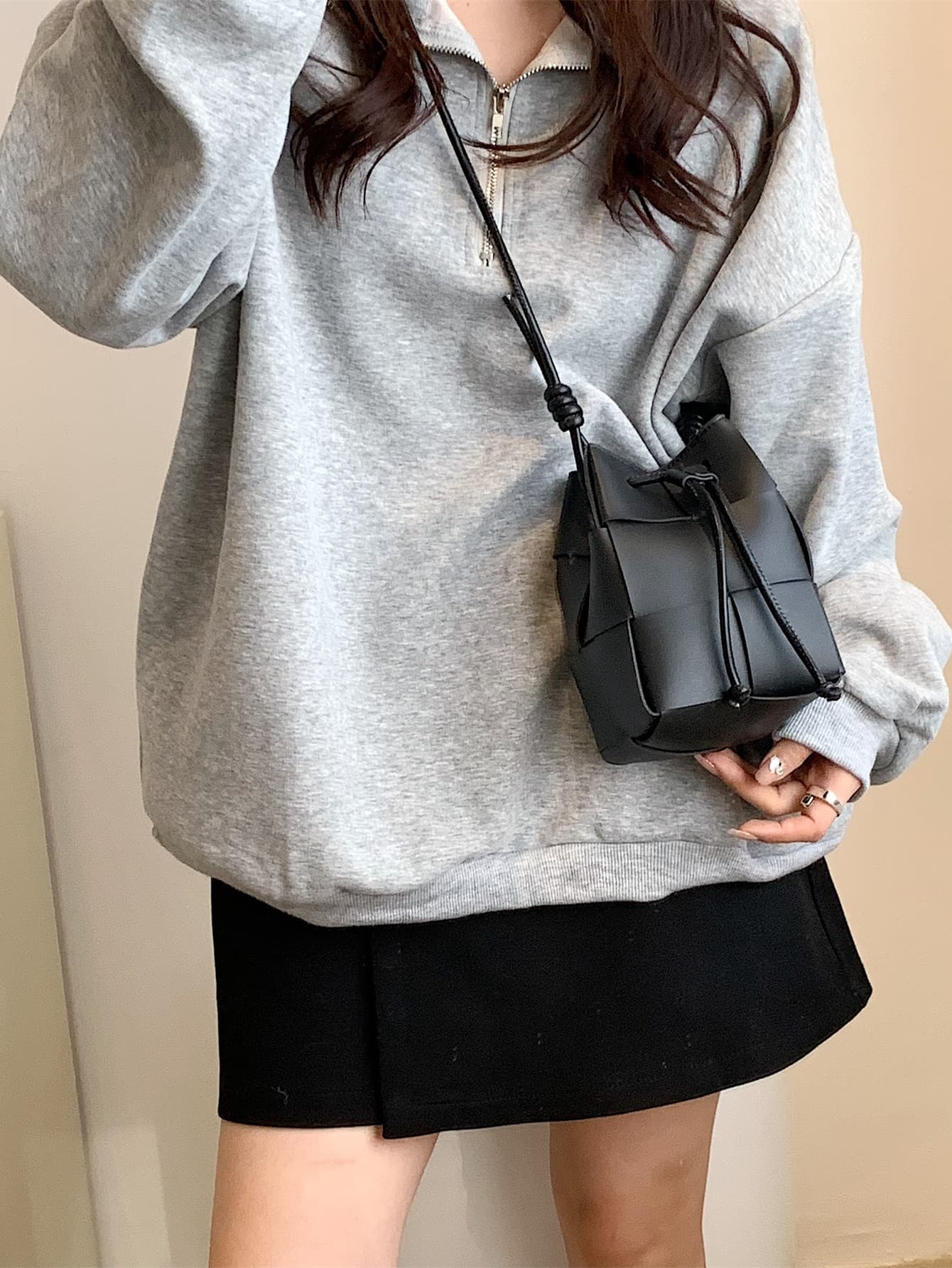 DAZY 1pc Fashion Mini Bucket Bag, Versatile Casual Woven Women's Handbag, High-Quality Commute Crossbody Bag, Small Niche Design Shoulder Bag Suitable For Daily Use, Street & Japanese Bag For Women