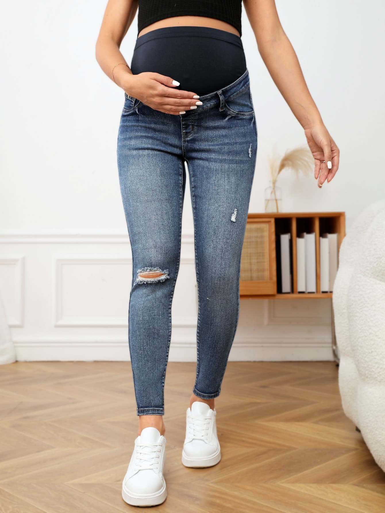 SHEIN Maternity Wideband Waist Ripped Frayed Skinny Jeans