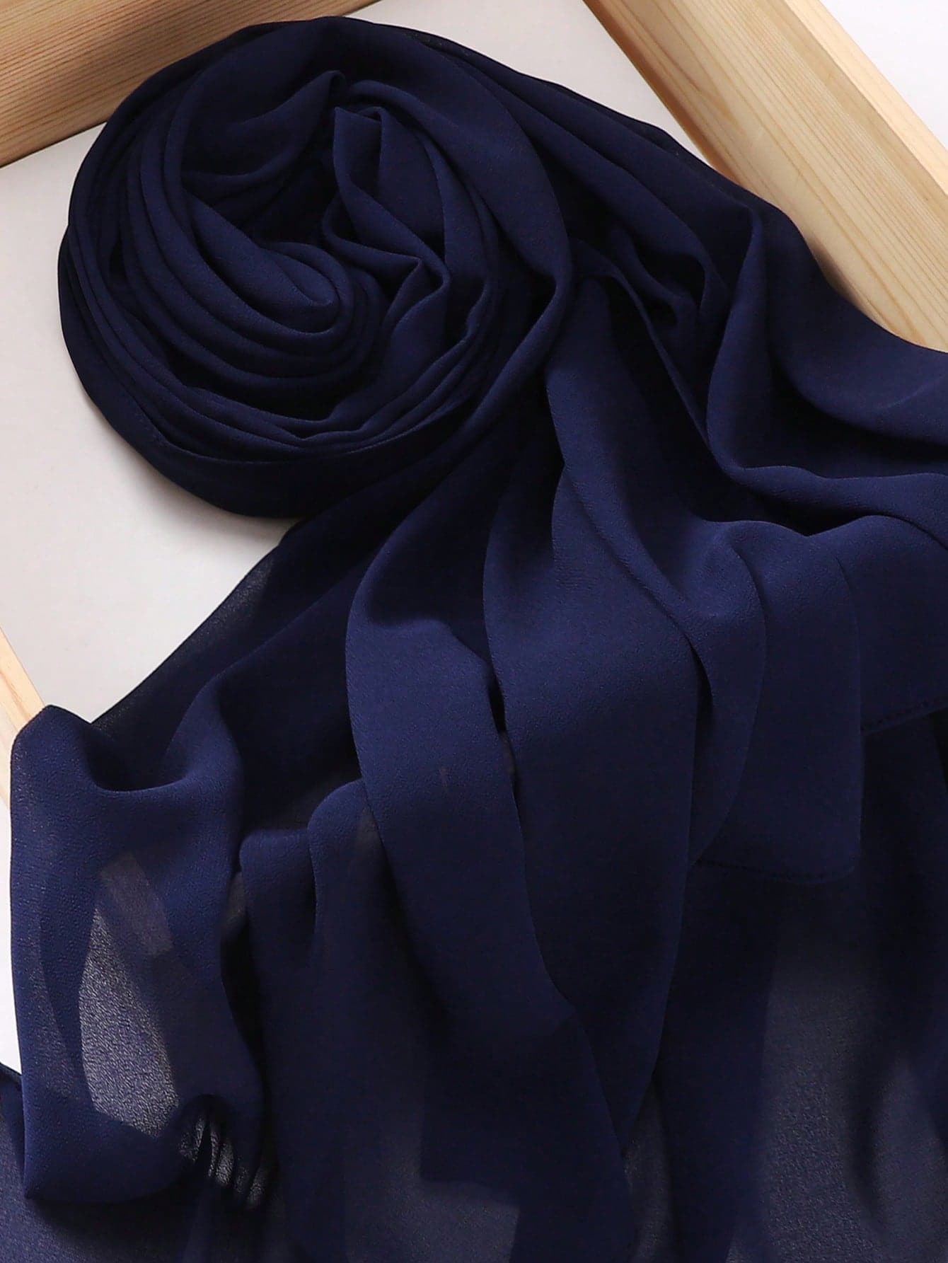 1pc Solid Color Fashionable Textured Rectangular Chiffon Hijab Scarf