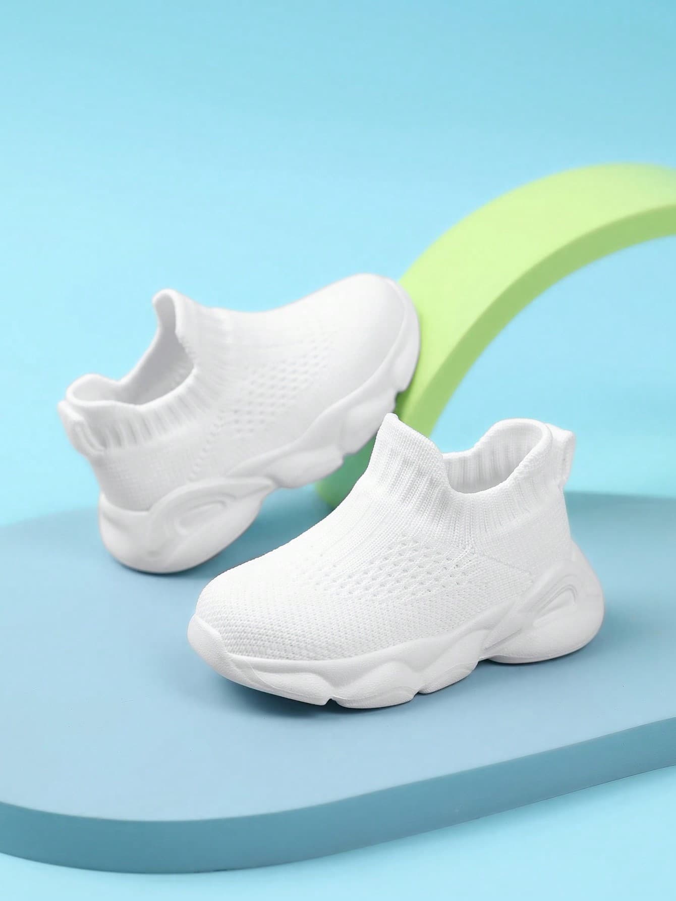 Girls Slip On Breathable Sporty Chunky Sneakers For Outdoor