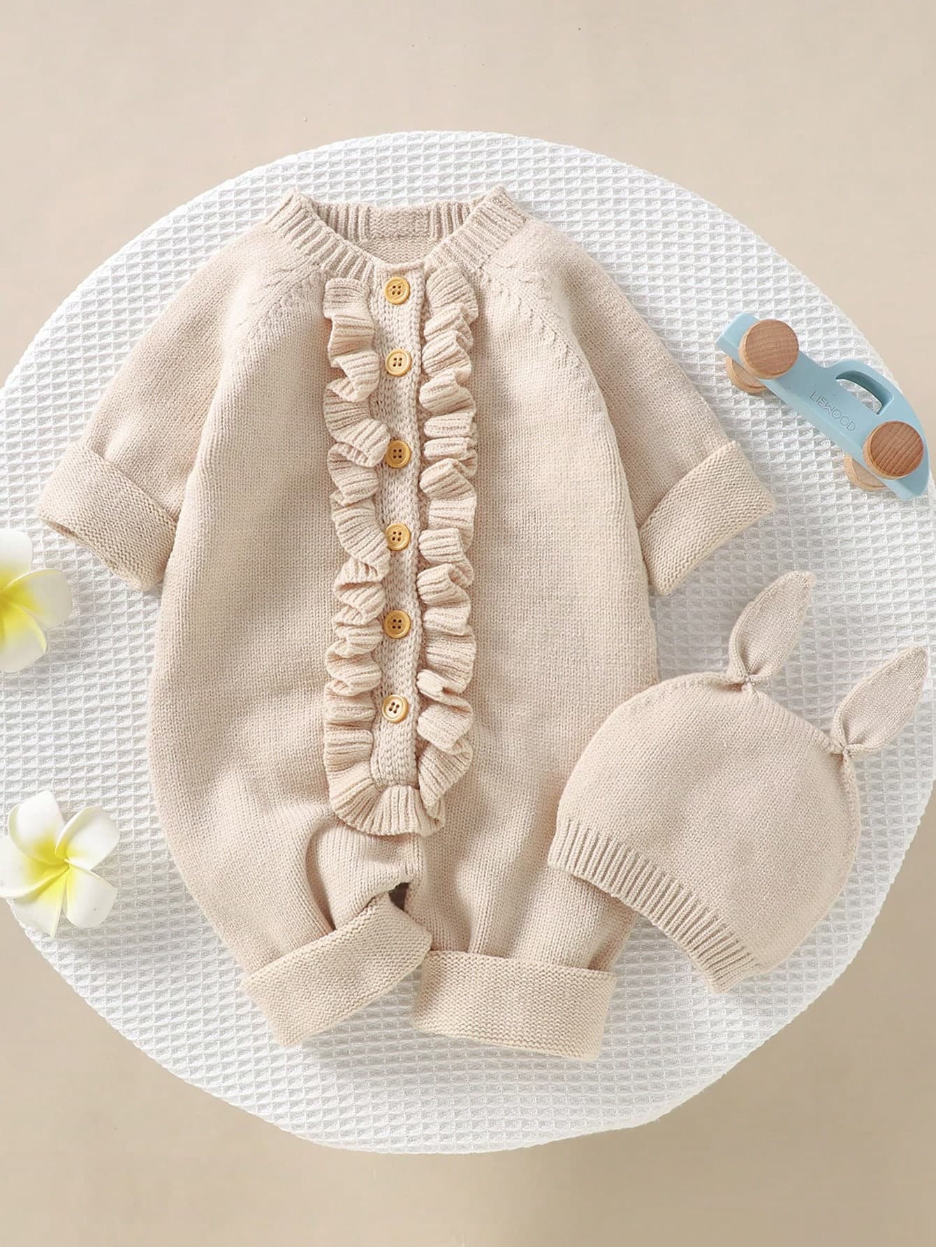 SHEIN Vintaside Kids Baby Girl Ruffle Trim Raglan Sleeve Button Front Knit Jumpsuit & Hat