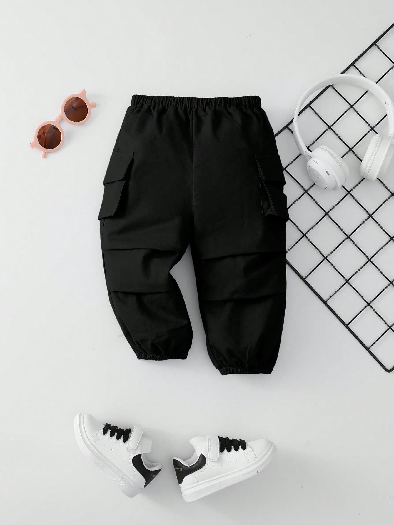 SHEIN Baby Girl Black Elastic Waist And Foot Cuff Side Pocket Pants With Covered Button