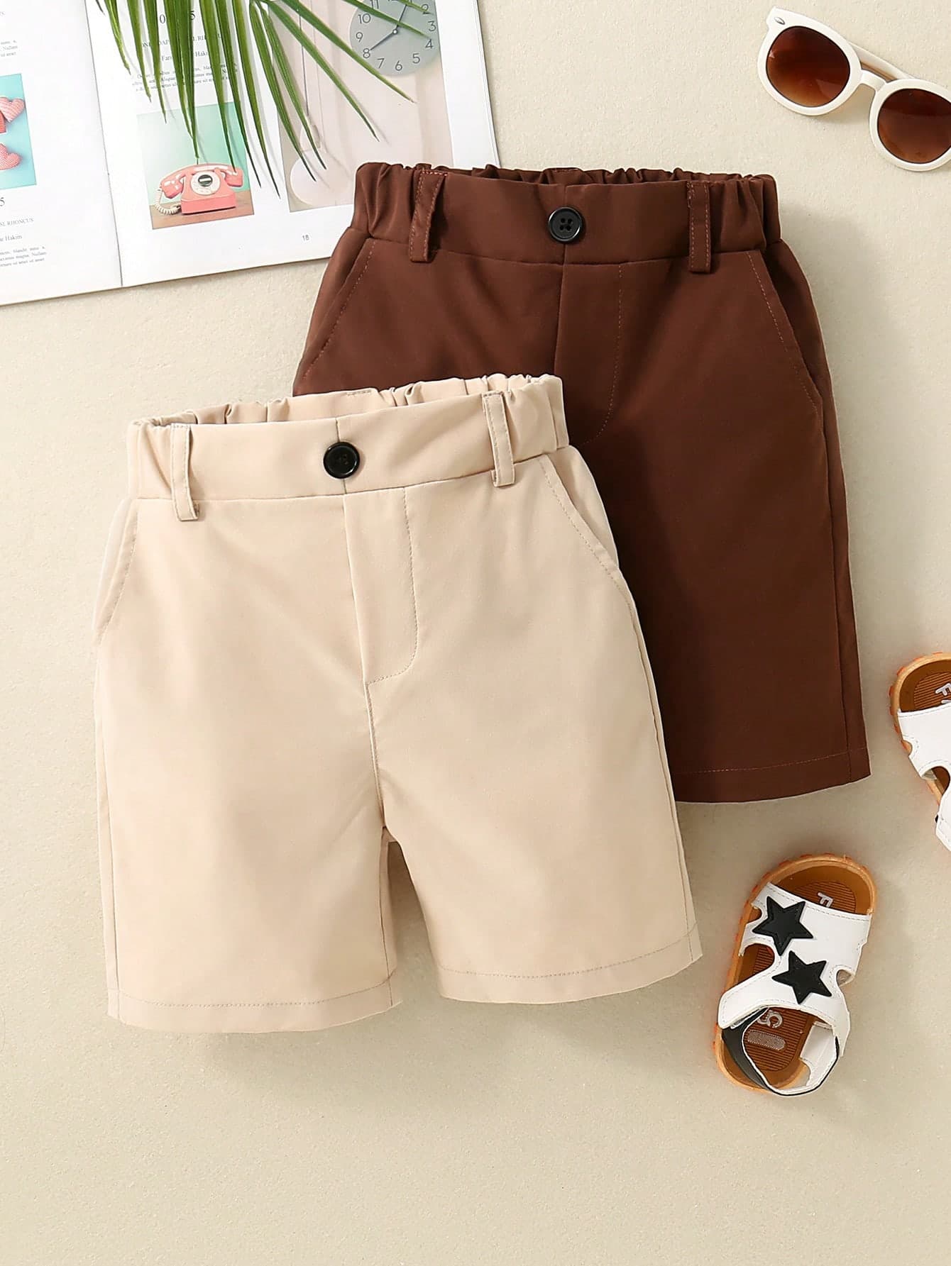 SHEIN Young Boy 2pcs Button Decorated Diagonal Pocket Shorts Summer Holiday