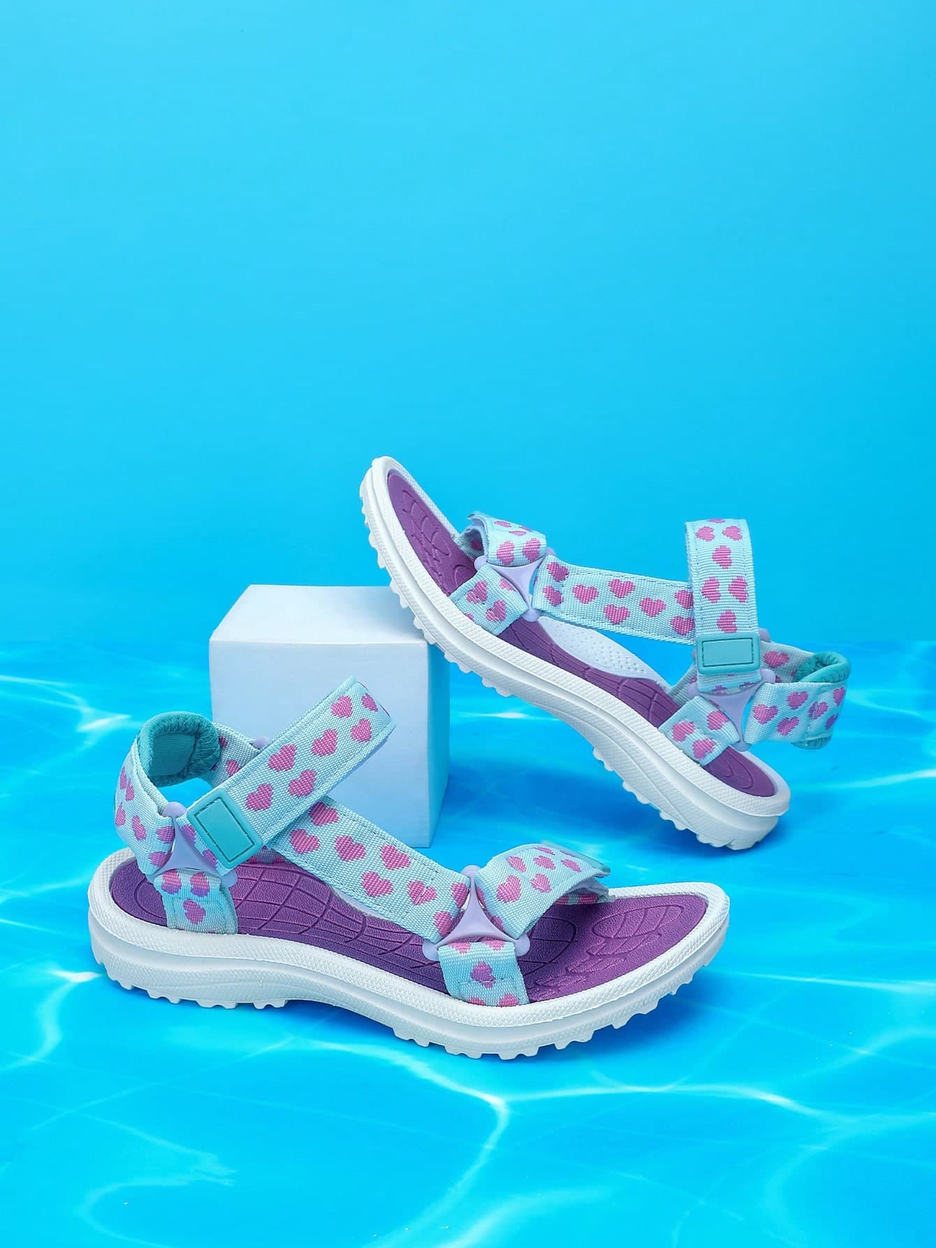 Girls' Classic Heart-Shaped Pattern Fresh Color Teenage Beach Sandals, Double-Row Adjustable Hook And Loop, Non-Slip Soles, Versatile & Fashionable For Daily Wear And Holidays Like Valentine's Day