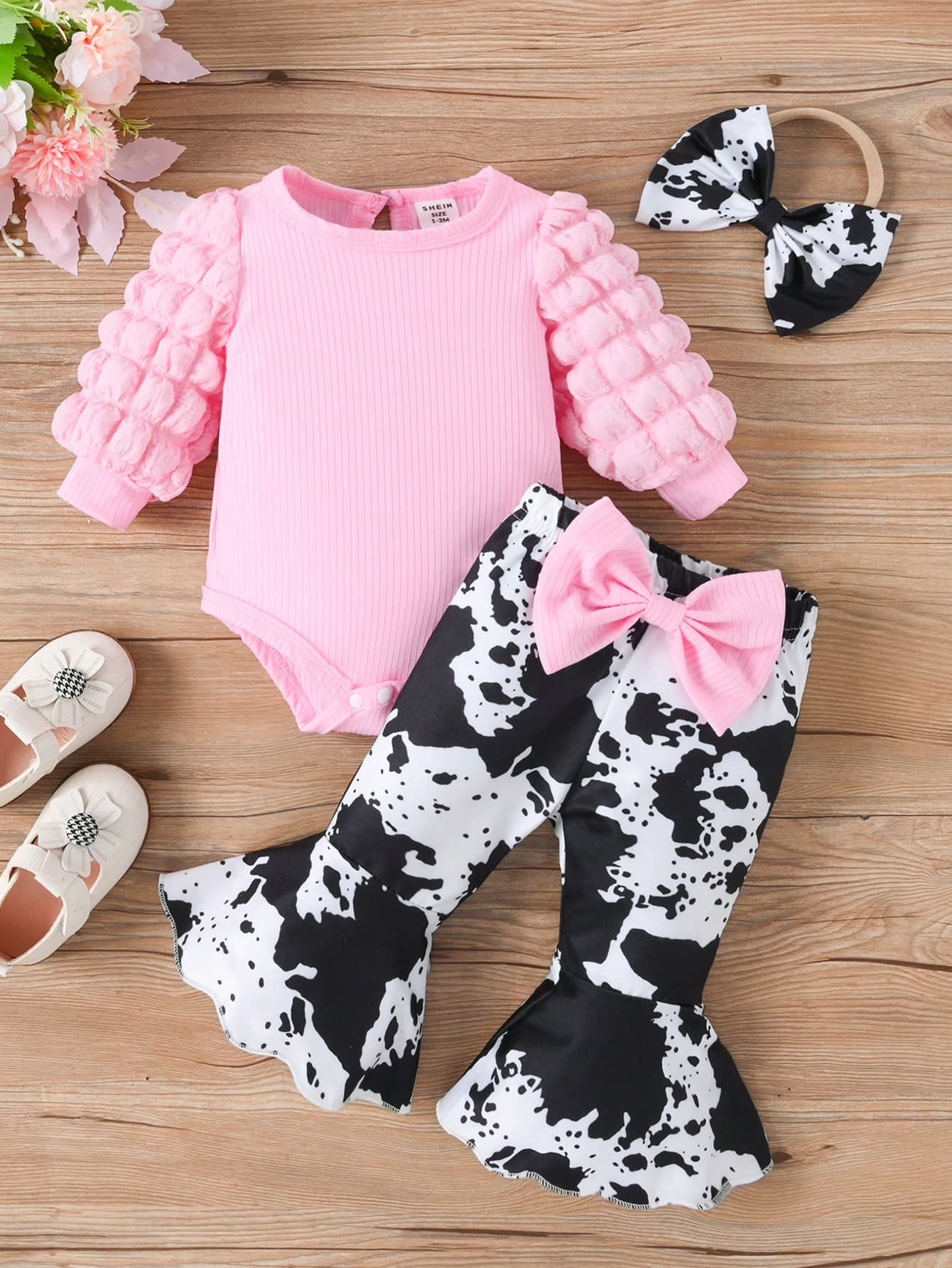 SHEIN Baby Girl 3pcs/Set Round Neck Bubble Long Sleeve Bodysuit + Flared Pants + Bow Headband