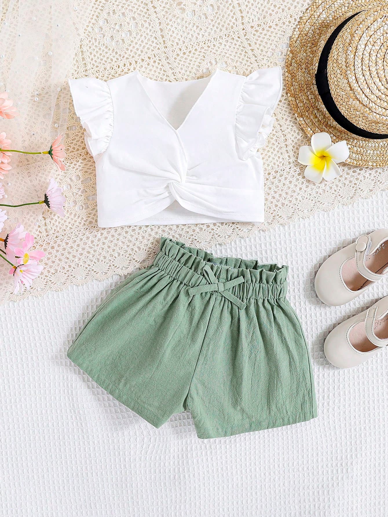 Baby Girl Casual Solid Color Twist-Front Flutter Sleeve Top And Shorts Set