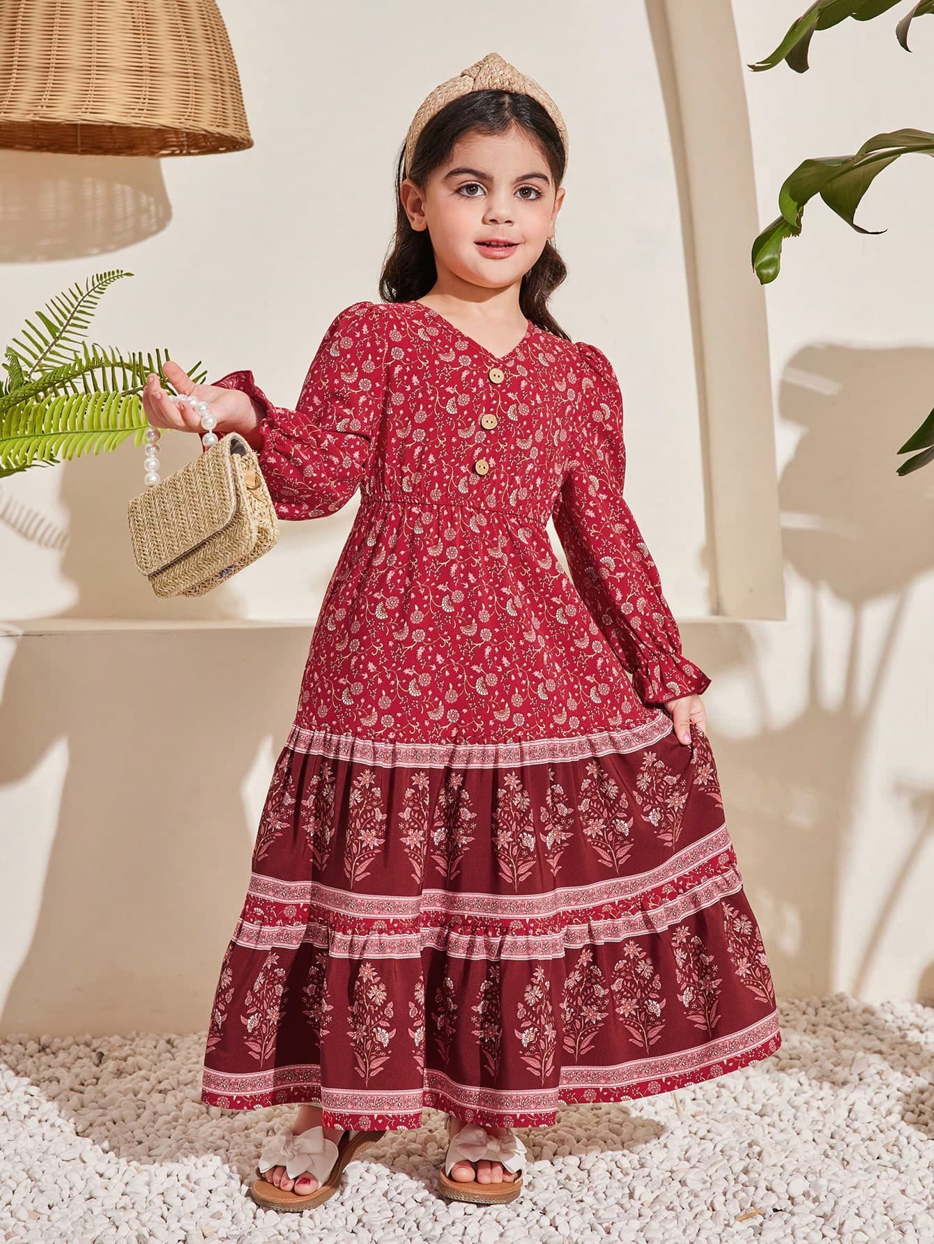 SHEIN Young Girl Loose Vacation Style Plant Printed Dress With Ruffled Sleeves And V-Neck,Kids