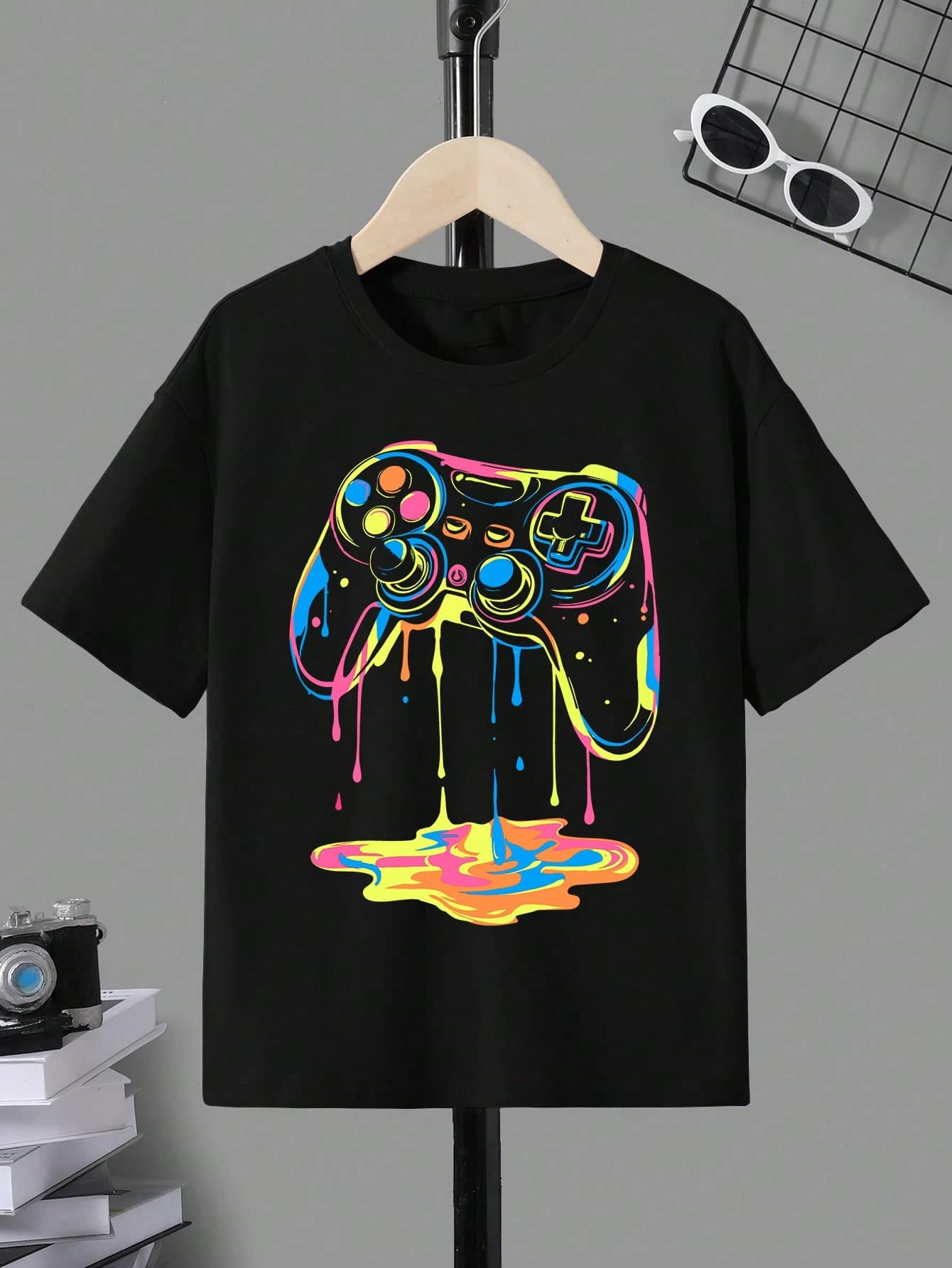 SHEIN Tween Boy Casual Minimalist Video Game Graphic Round Neck Short Sleeve T-Shirt, Cotton Blend, Suitable For Summer