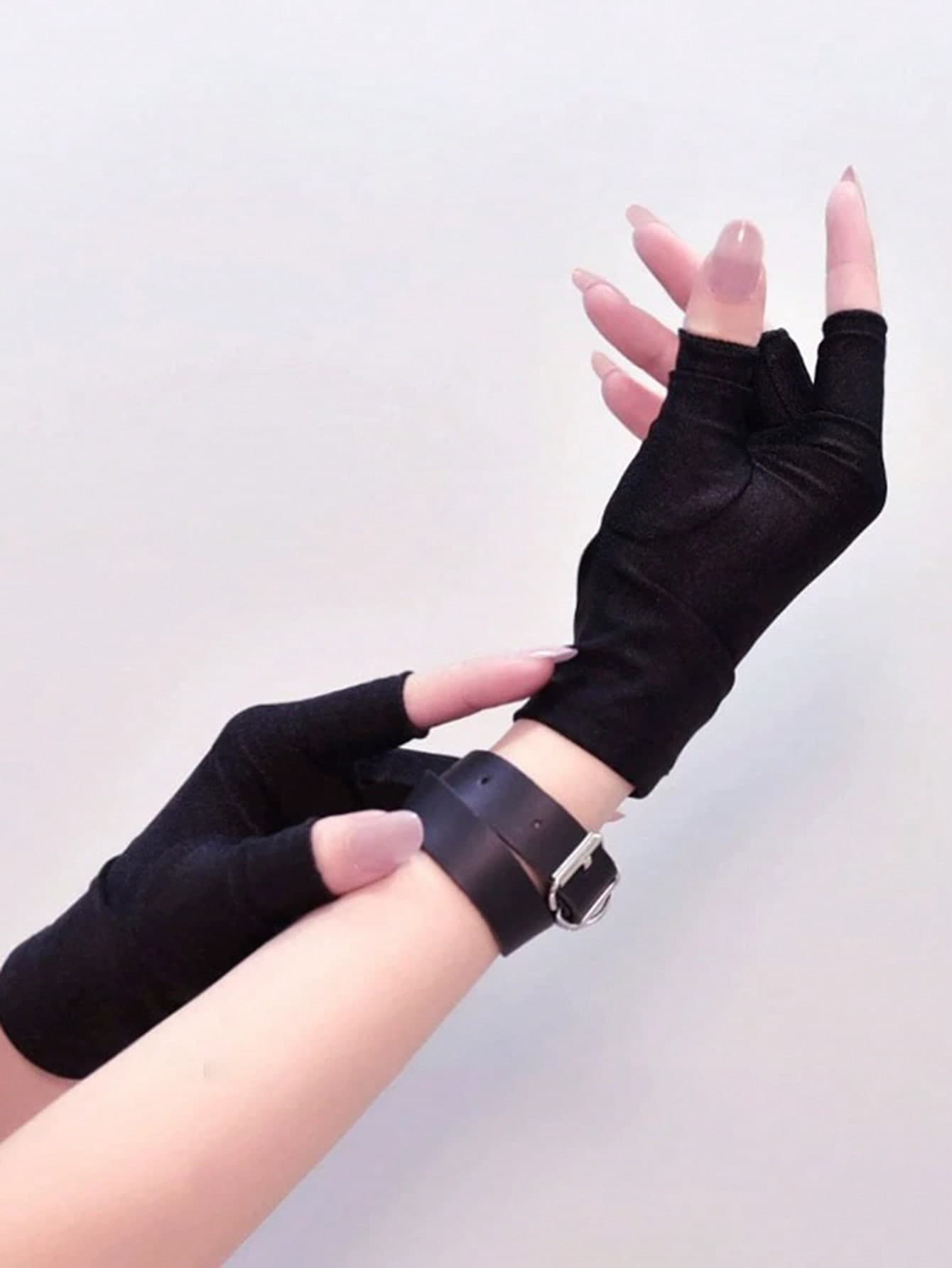 ROMWE Grunge Punk Women's Gothic Y2k Style Black Fingerless Short Gloves, Halloween