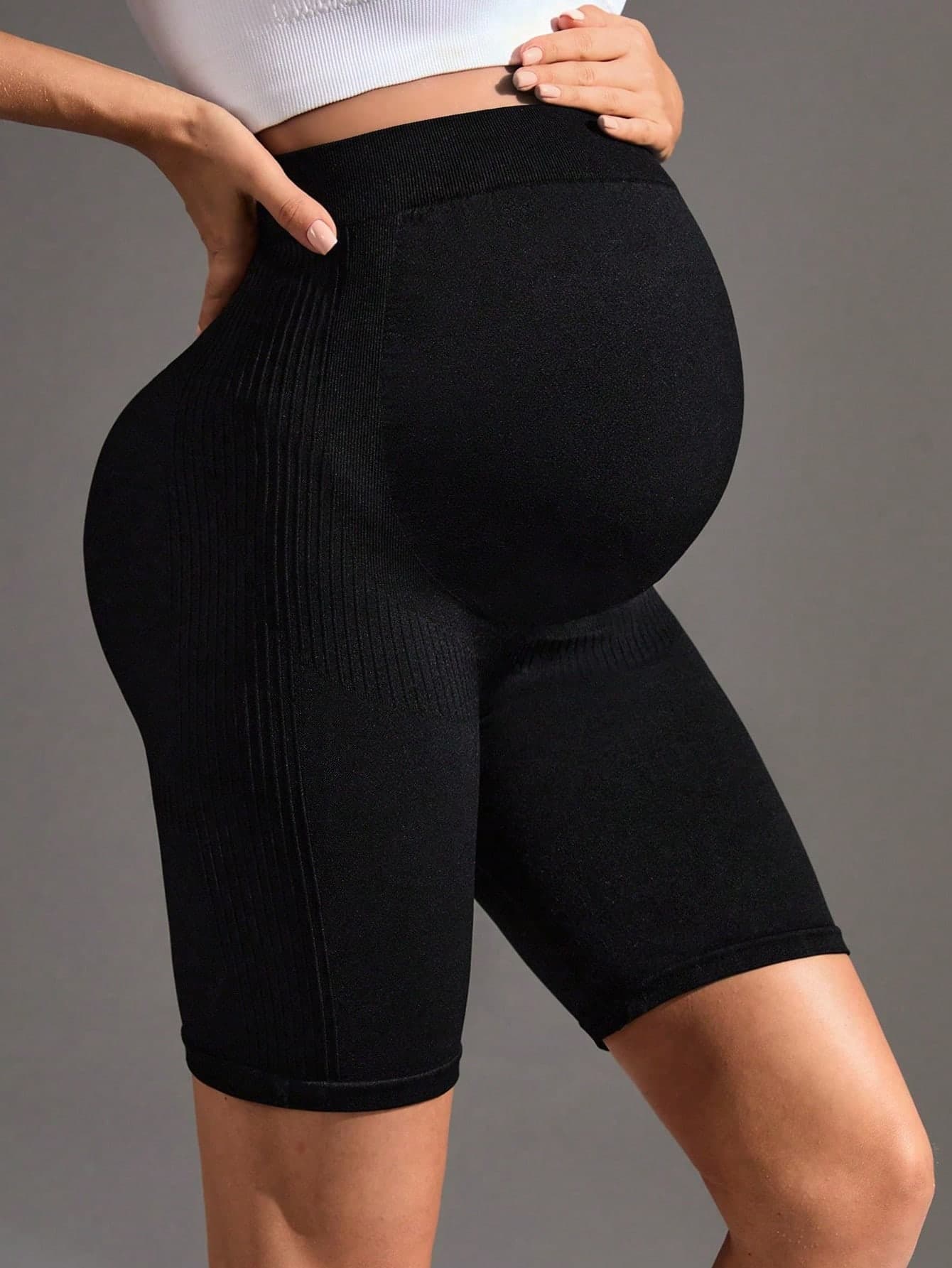SHEIN Women Summer Maternity Black Seamless High Waist Yoga Shorts,Breathable Gym Pants For Sommar Casual Sports,Running,Cycling&Pilates Training