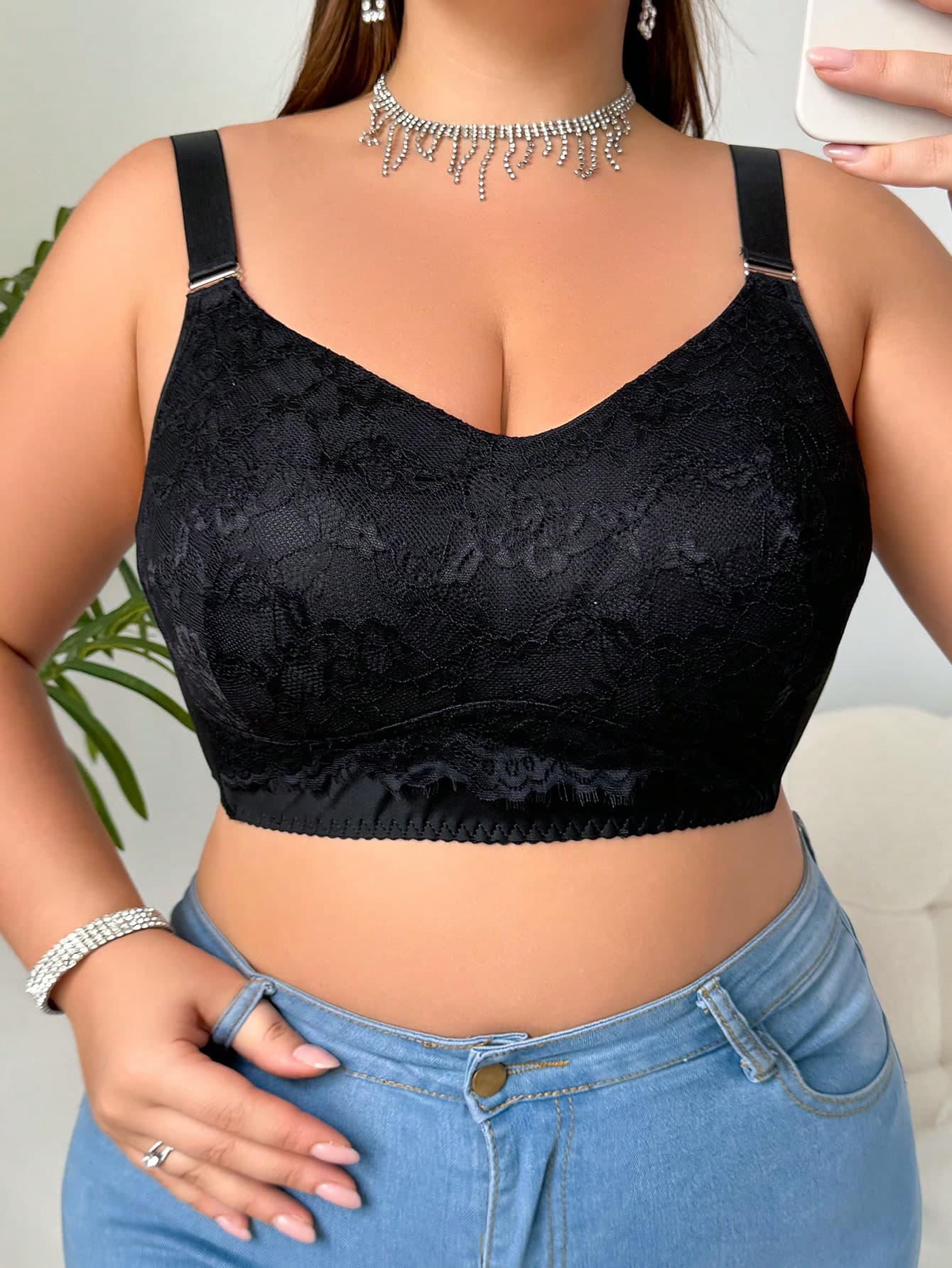 Plus Size Women Solid Color Lace Bralette, Lift