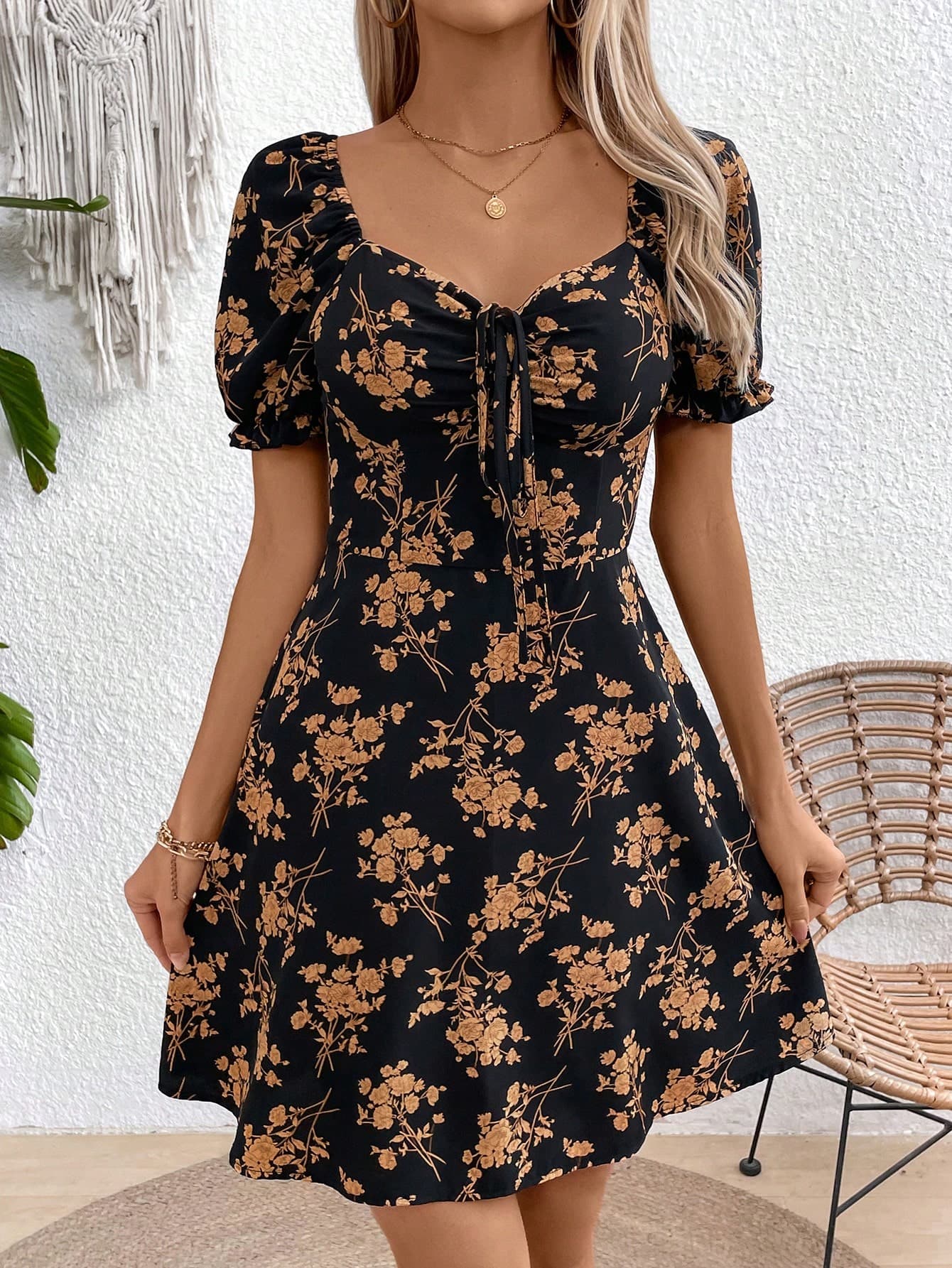 SHEIN LUNE Women's Summer Holiday Floral Printed Off-Shoulder Short Sleeve Dress With Front Tie