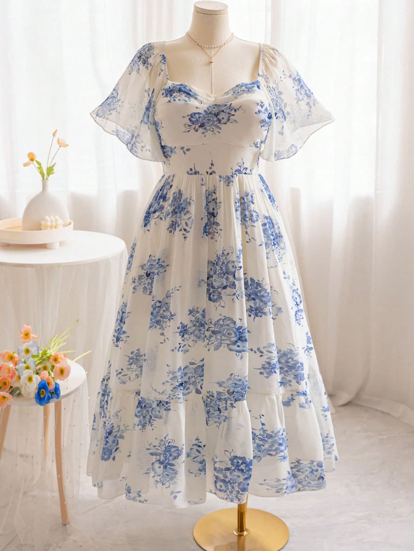 Soleia Plus Size Boho Women's Retro Blue & White Floral Print Ruffle Sleeve Elastic Waist Dress,Elegant Summer Holiday Bachelorette Party Tea Party Dress
