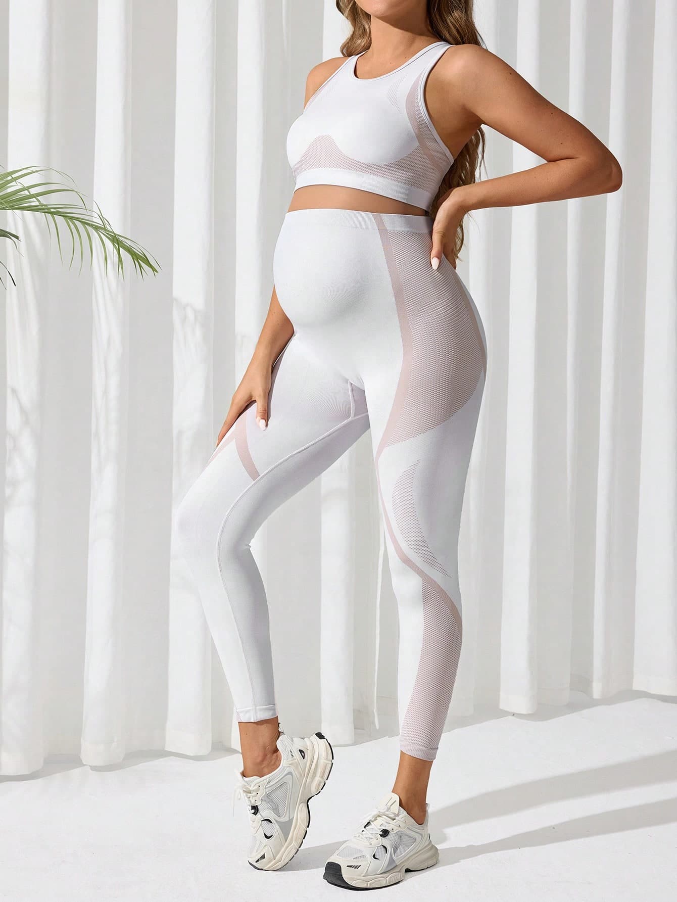 SHEIN Pregnant Women Simple Mesh Contrast Casual Sportswear, For Maternity