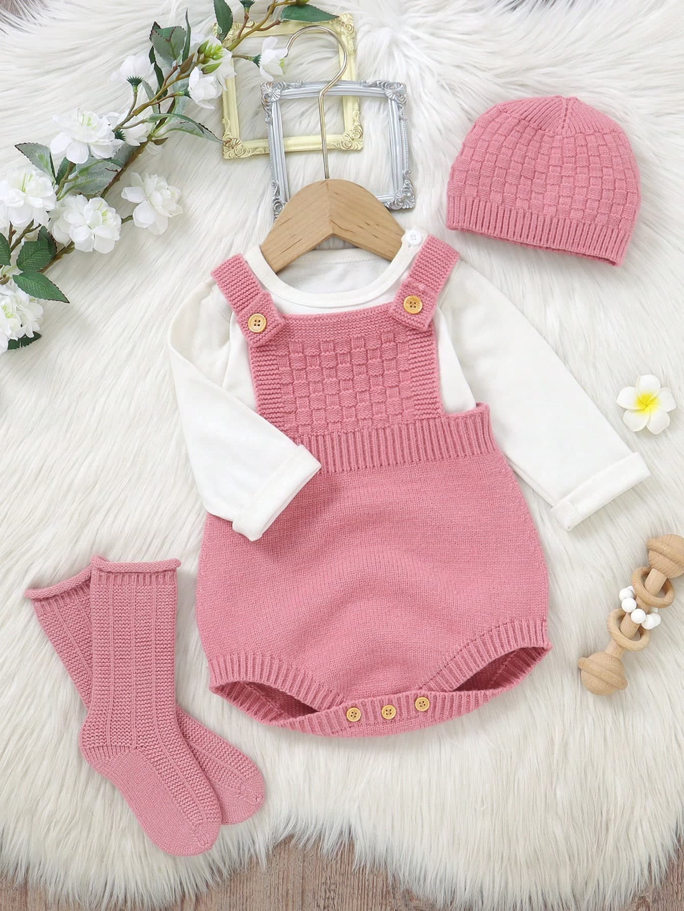 SHEIN Vintaside Kids Baby Girl Simple Sleeveless Jumpsuit & Sweater 3pcs Outfit Set