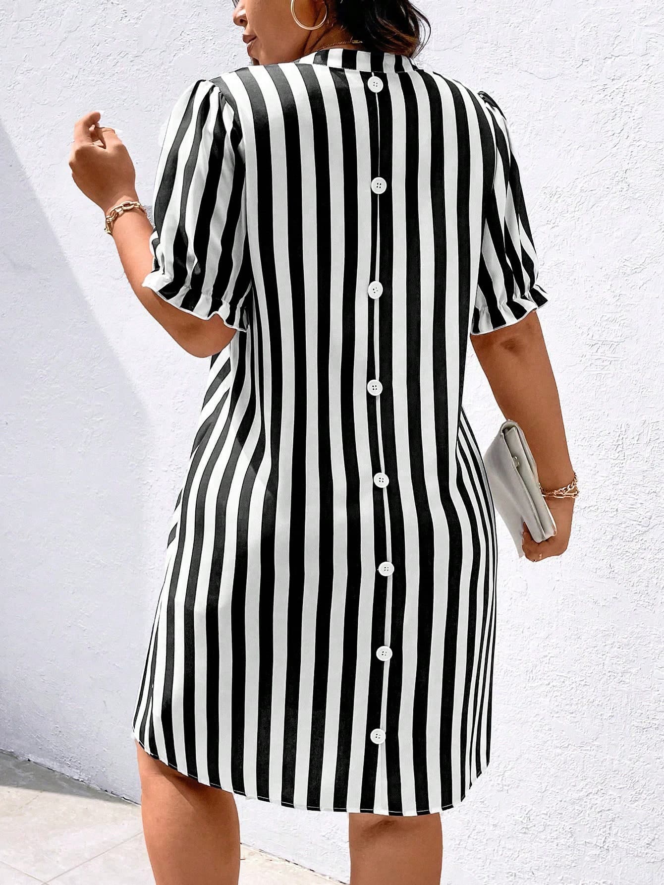 SHEIN LUNE CURVE Plus Size Summer Casual Striped Notched Neck Puff Sleeve Dress Maxi Women Outfit