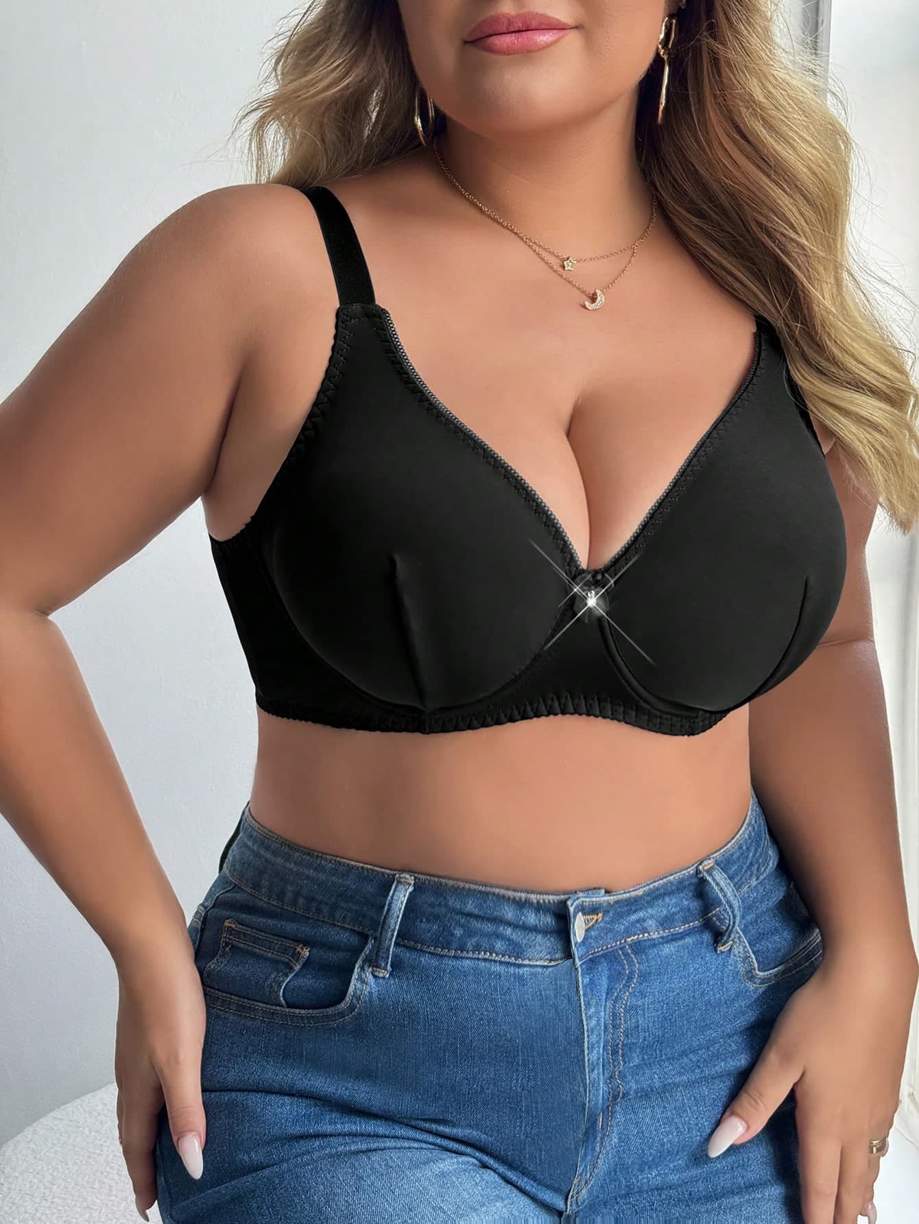 Plus Size Solid Color Sleeveless Fitted Casual Wireless Lingerie Brassiere