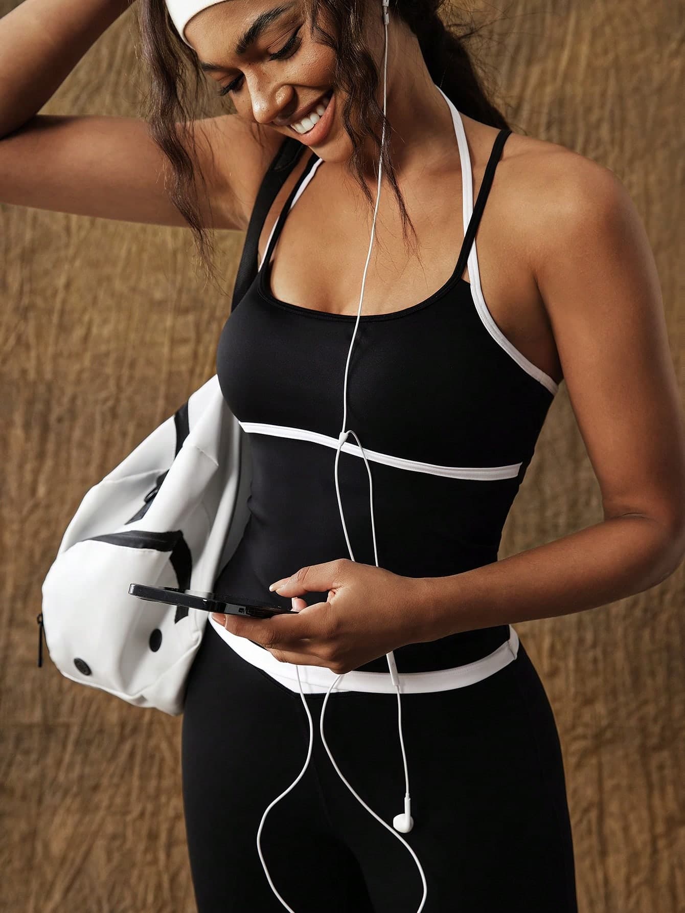 VARSIVA Fashionable And Simple Yoga Black And White Contrast Square Neck Spaghetti Strap Women's Sports T-Shirt & Top
