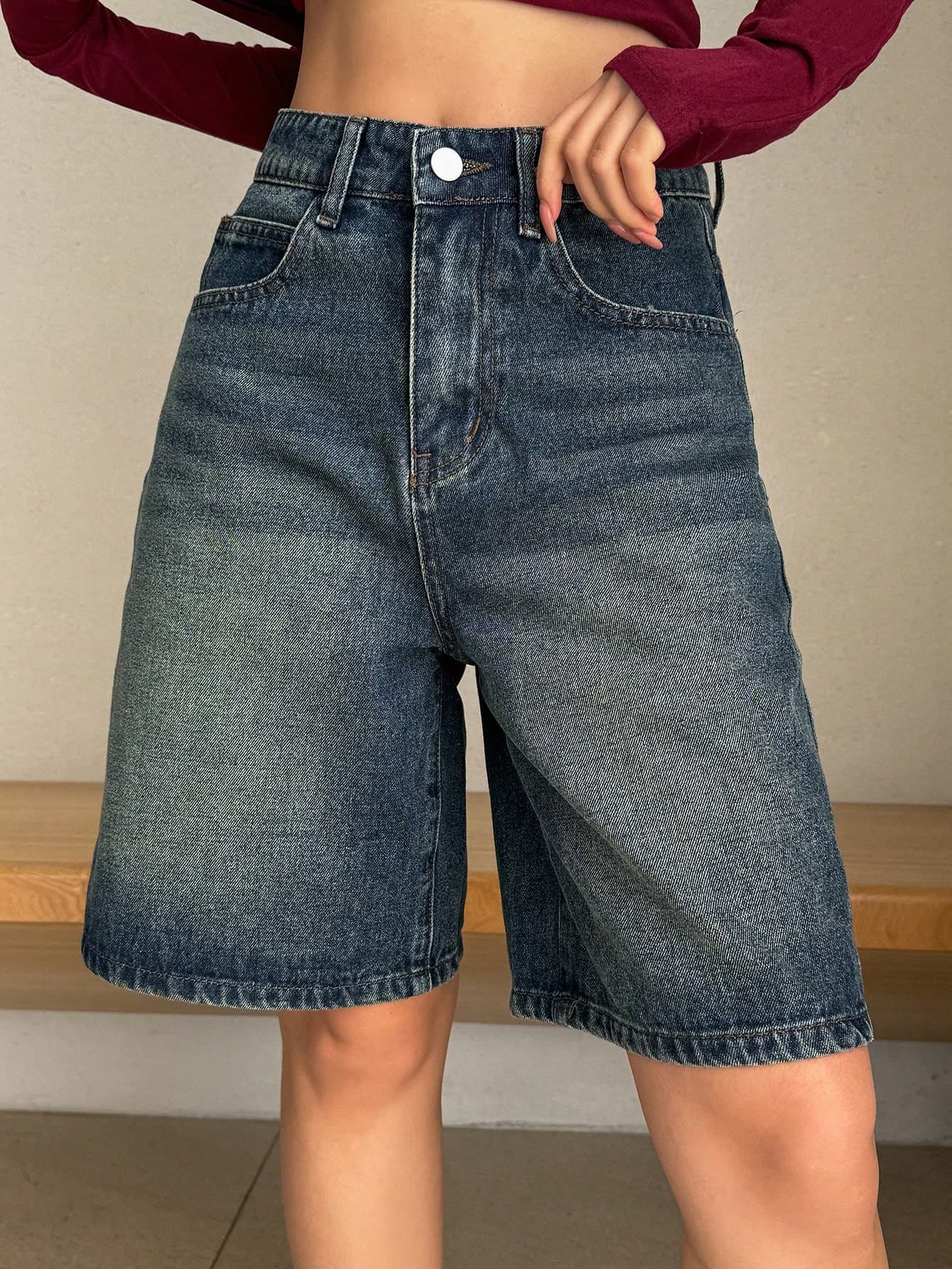 DAZY Women's Solid Color Pocketed Loose Casual Denim Shorts Jorts