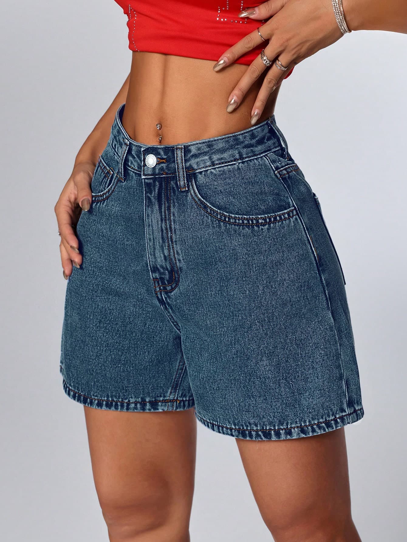 SHEIN PETITE Women's Loose Fit Cargo Denim Shorts, Casual & Versatile ,Petite Women