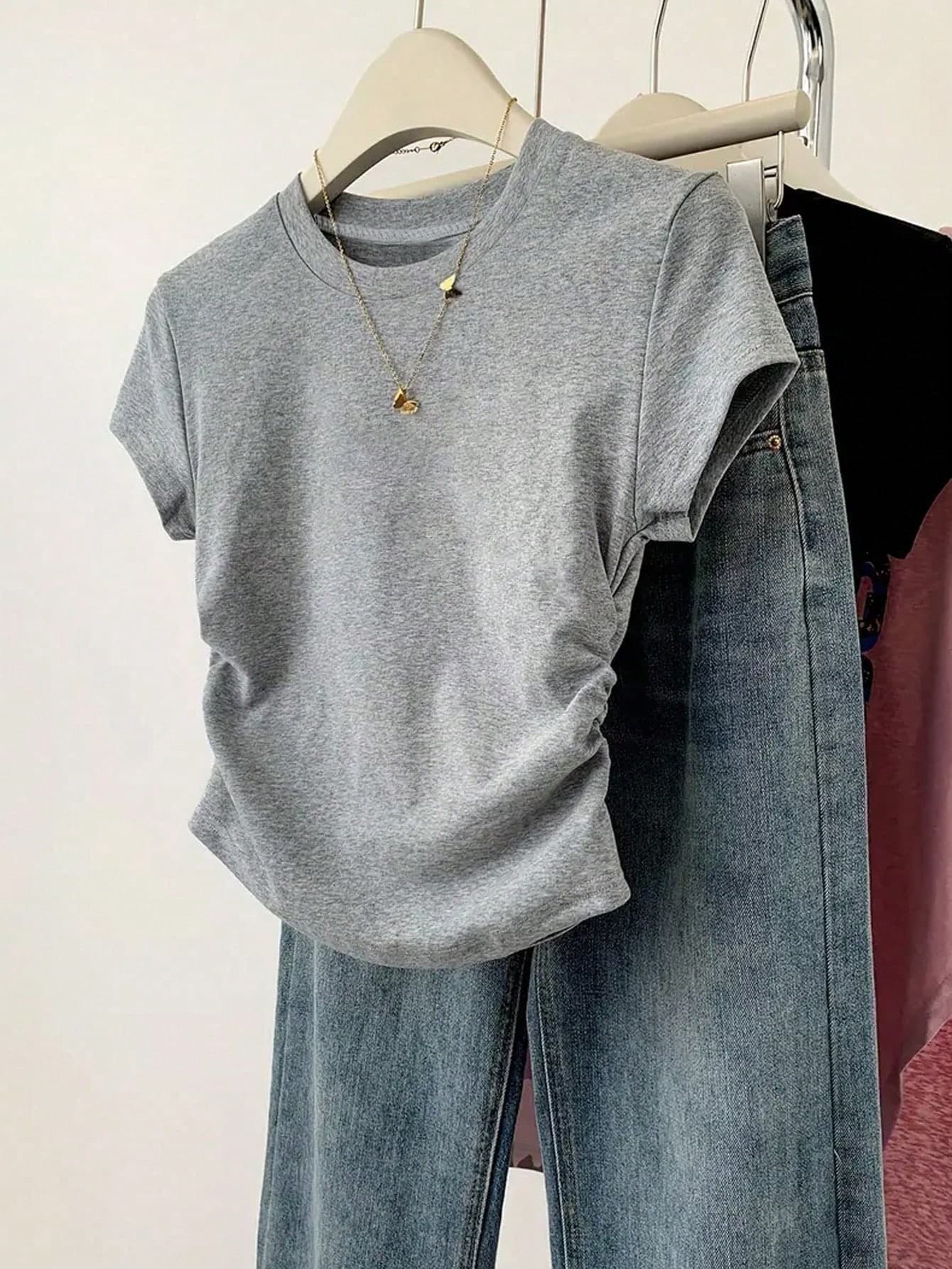 SHEIN Sparklyn Teen Girl Crew Neck Short Sleeve Simple T-Shirt, Casual Daily Wear Summer Holiday