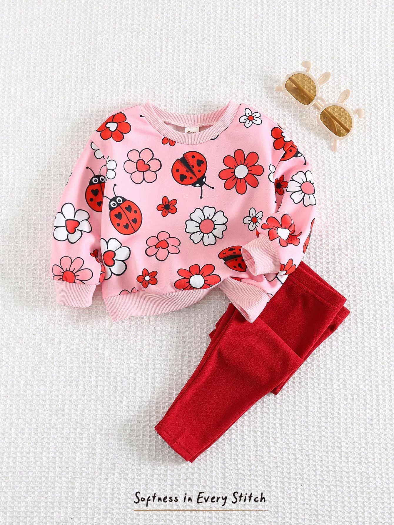 Cozy Pixies 2pcs/Set Toddler Girls' Valentine's Day Pink Cute Cartoon Heart Ladybug & Flower Pattern Autumn Vacation Soft Sweatshirt & Elastic Pants Outfit
