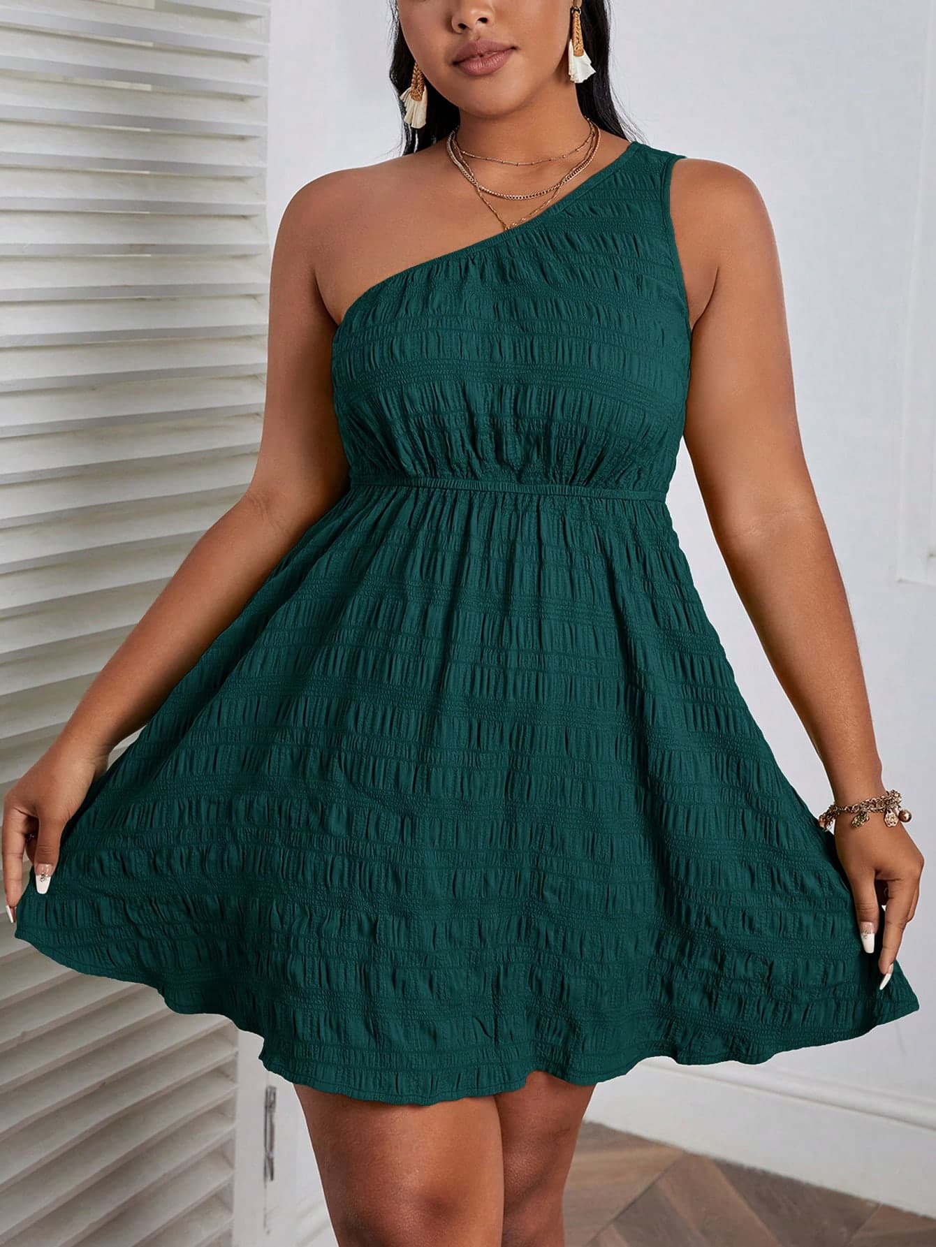 SHEIN VCAY Plus Size Solid Color Minimalist Casual Everyday Dress