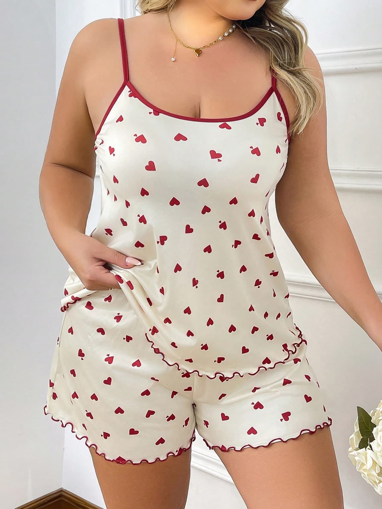 Heart Printed Camisole & Ruffle Hem Shorts Plus Size Pajama Set