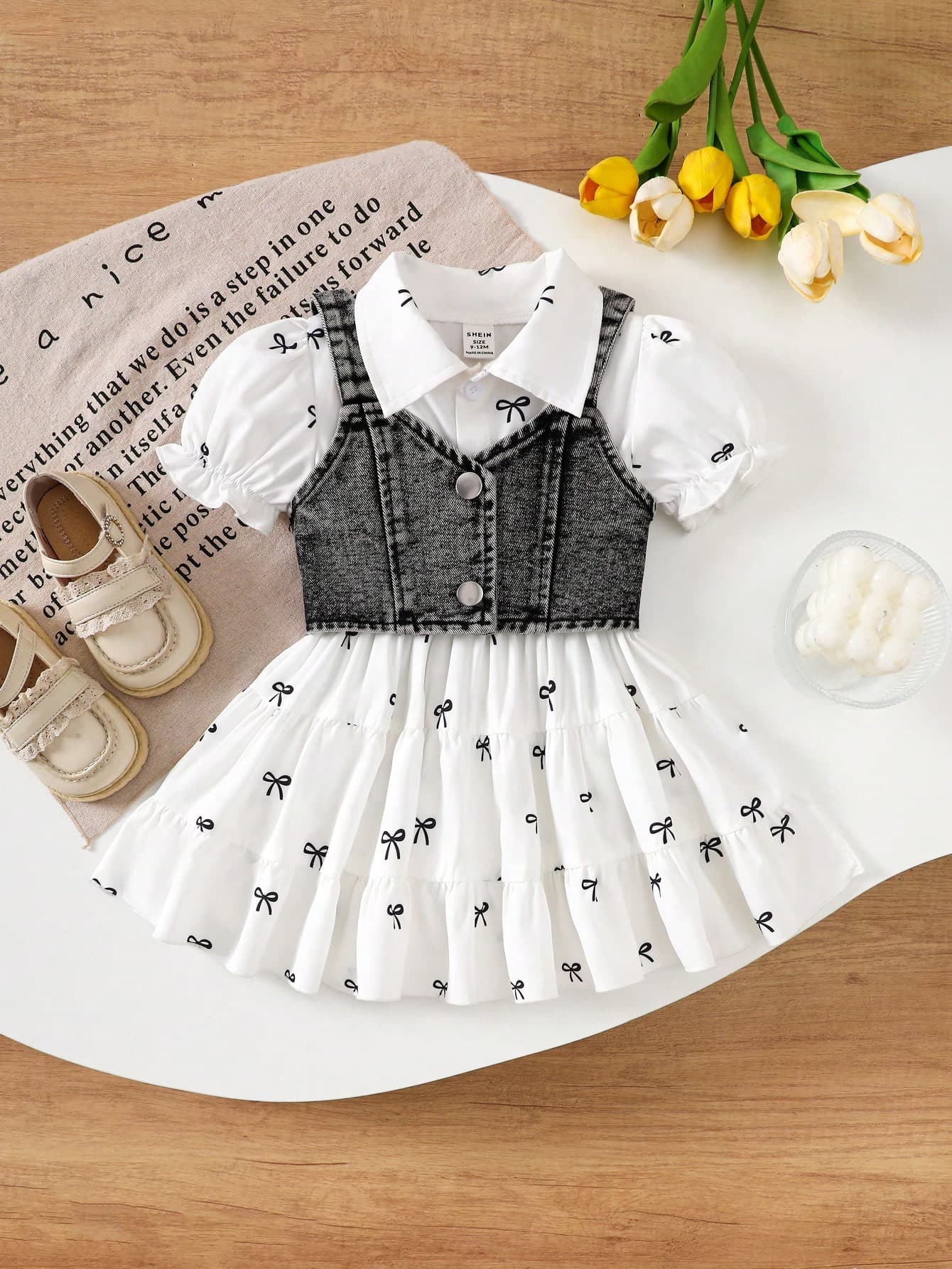 SHEIN 2 Pieces Baby Girl Casual Cute Bow Pattern Dress And Single-Breasted Denim Vest Set