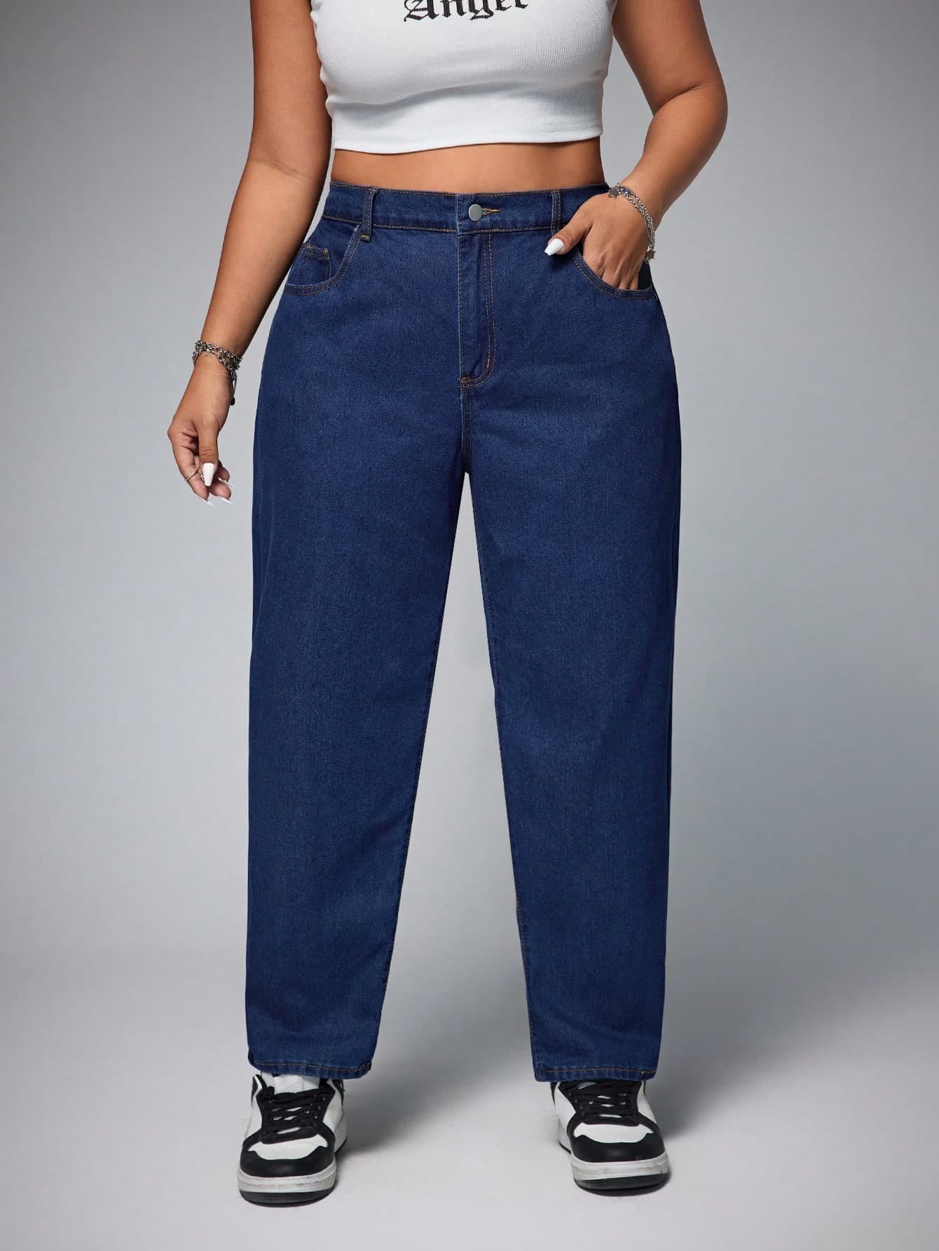 SHEIN ICON Women's Plus Size Cone-Shaped Casual Jeans With Pockets, All-Match Style