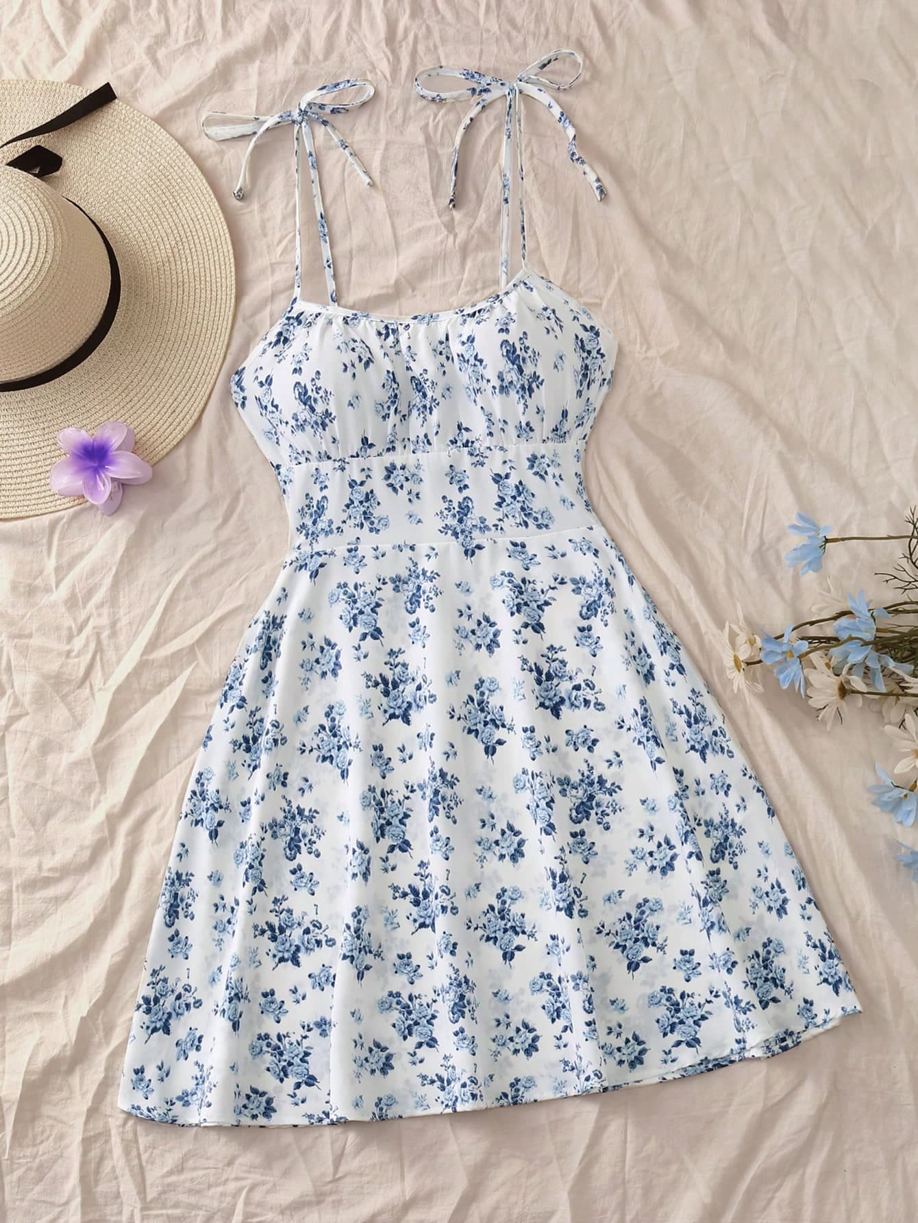 SHEIN Franclia White And Blue Floral Summer Modest Holiday Picnic Holiday Women's Shoulder Tie Strap Backless Midi Dress,Boho Ruched Bust Sleeveless Cami Outfit