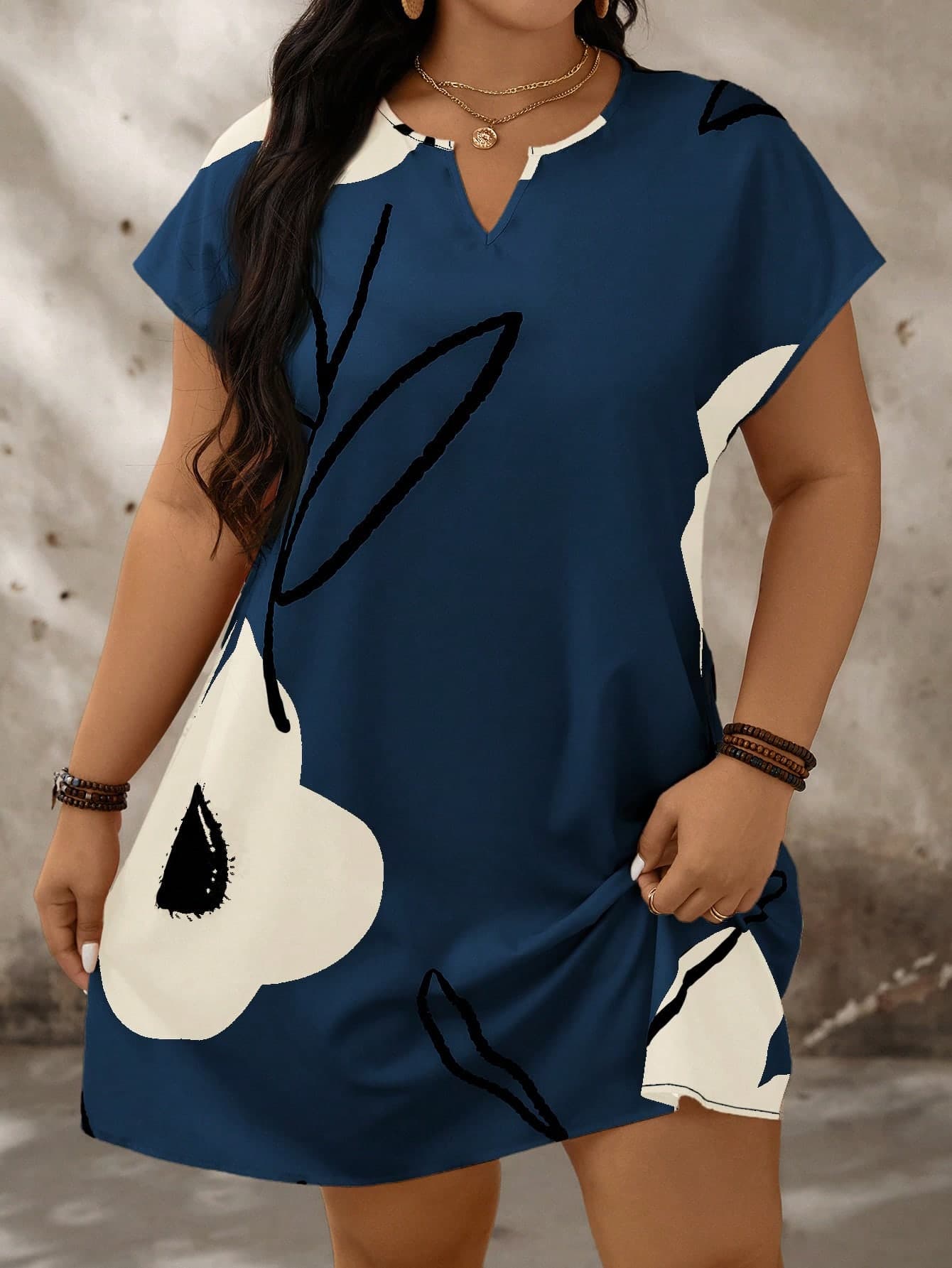 SHEIN LUNE Plus Size Floral Notch V-Neck Batwing Sleeve Summer Dress Boho Mini Drees Mother Day