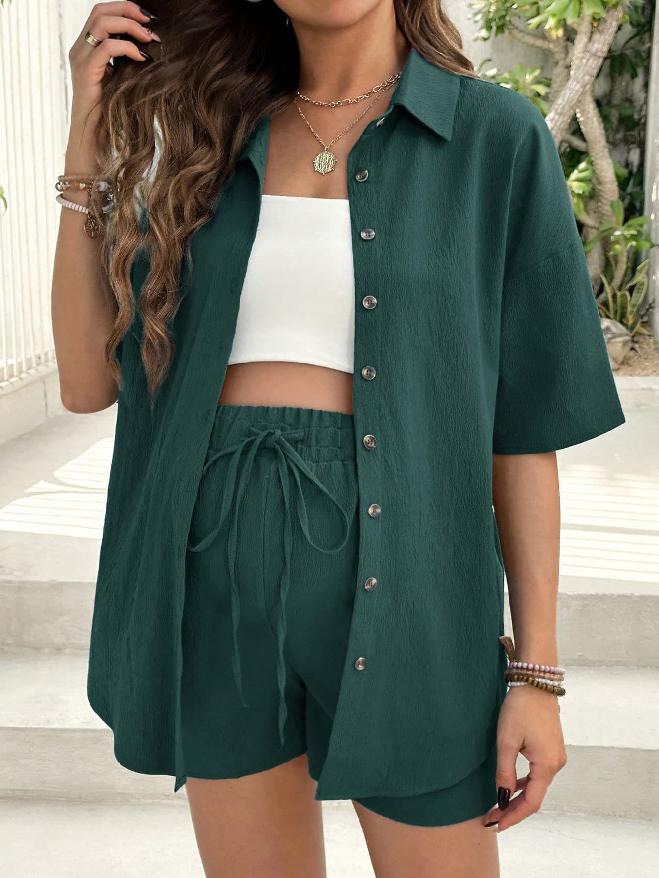 SHEIN Women 2 Pieces Set Crinkle Fabric Lapel Collar Short Sleeve Shirt And Drawstring High Waist Shorts Casual Suit