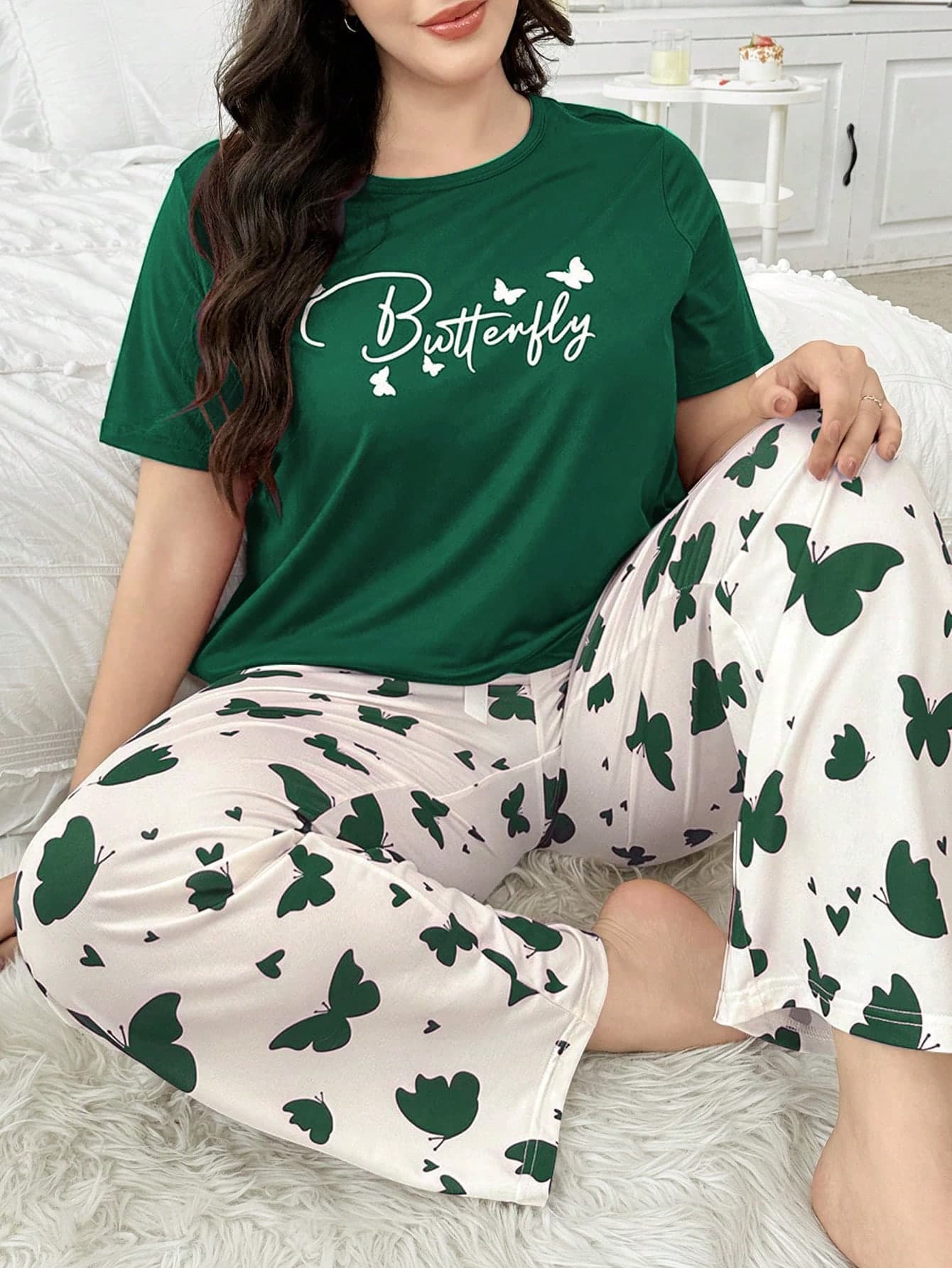 2pcs Butterfly & Letter Print Short Sleeve Pajama Set For Plus Size Women