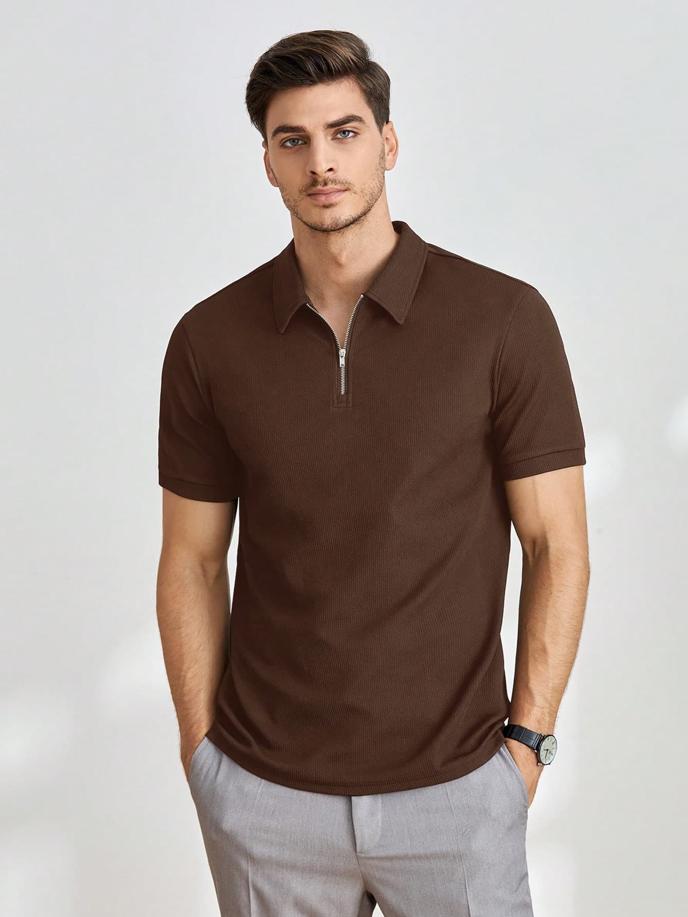 Manfinity VCAY Men's Casual Knitted Slim Fit Half Zip Short Sleeve Polo Shirt, Suitable For Everyday Wear, Vacation, Father's Day Gifts, Football