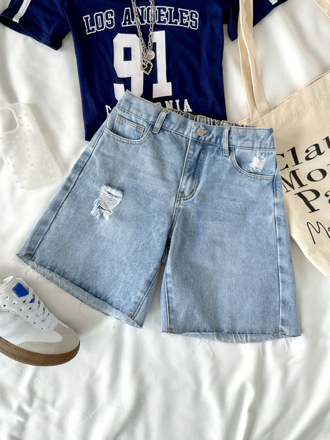 SHEIN Teen Girl Spring Summer Y2K Casual Light Washed Denim Low Rise Ripped Jeans Shorts With Raw Hem, Summer Beach Boho Vacation Holiday, Summer Rave Concert Festival