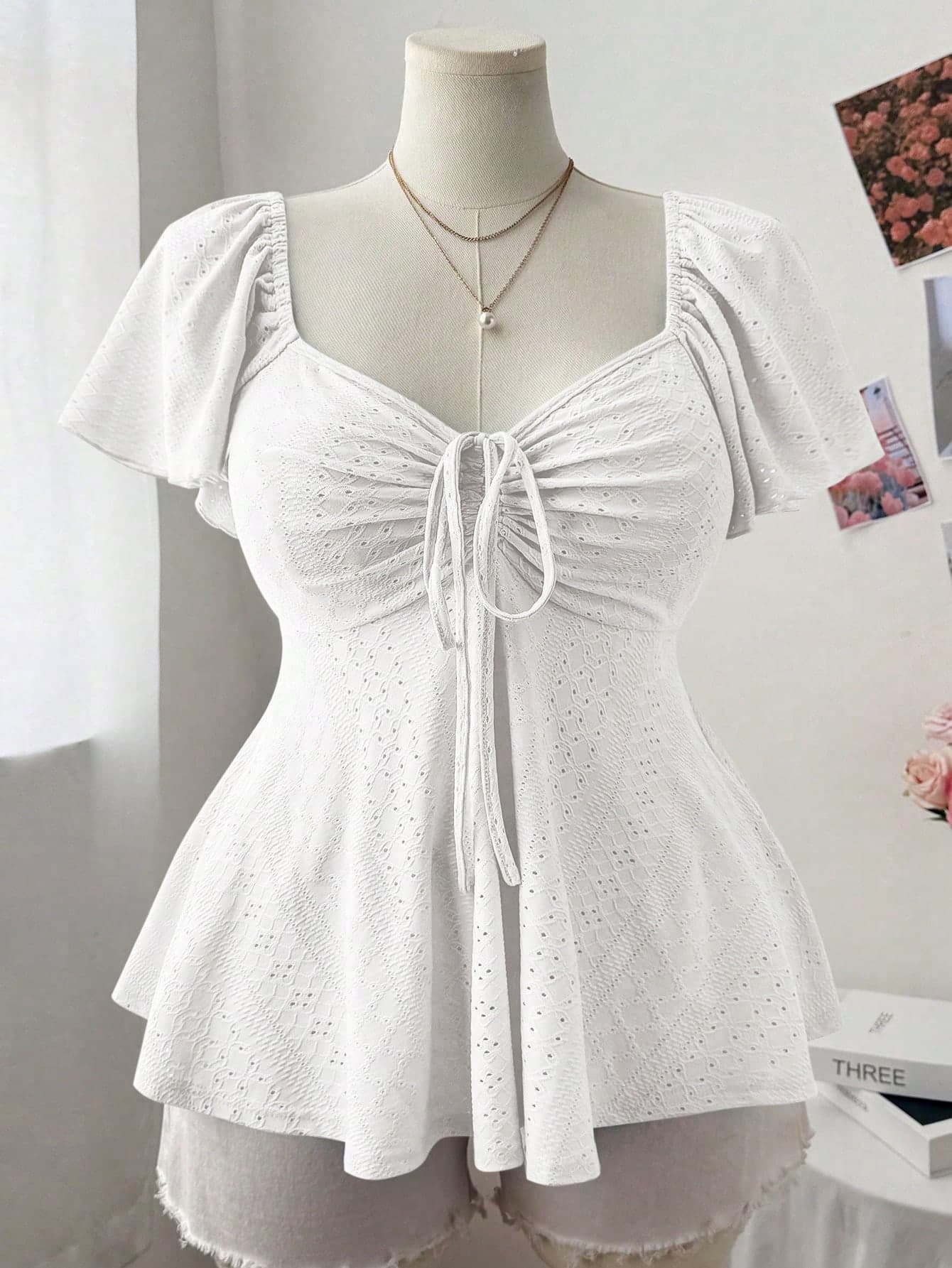 Sweetra Plus Size Women Square Collar, Cap Sleeve, Textured A-Line Casual & Elegant T-Shirt