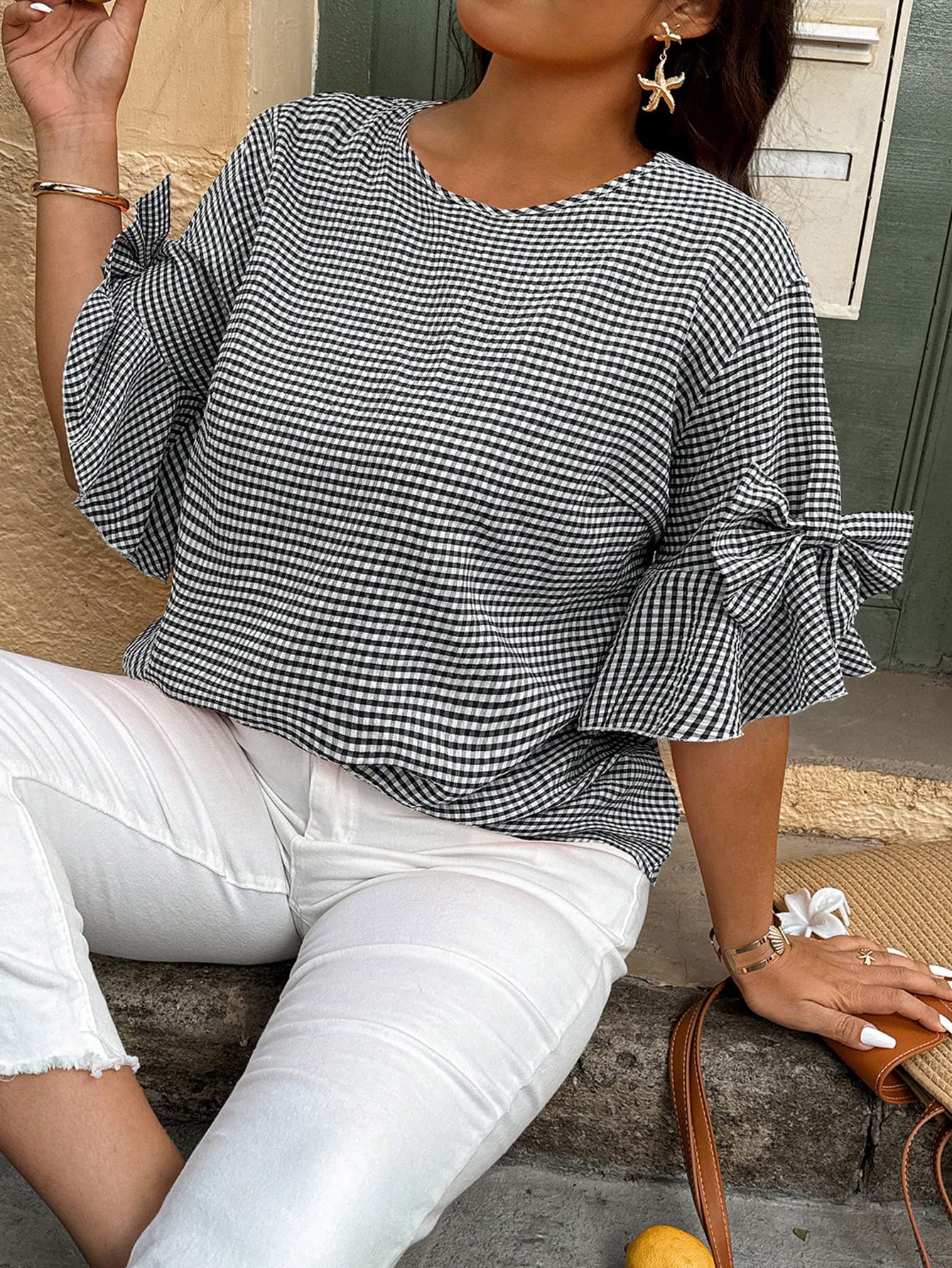SHEIN LUNE Plus Size Women's Plaid Round Neck Bow Decor Bell Sleeve Shirt