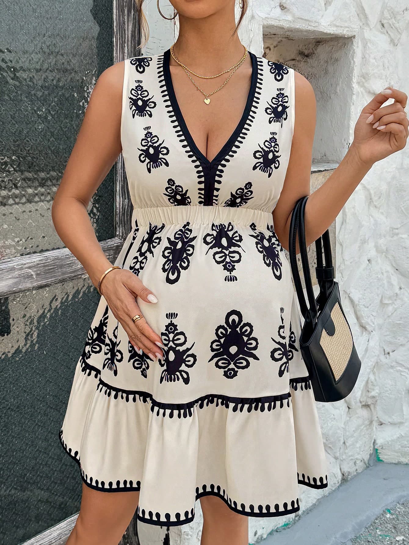 Boho Mama Boho Chic Maternity Mini Dress: Sleeveless V-Neck Woven Dress With Black And White Floral Print For Summer