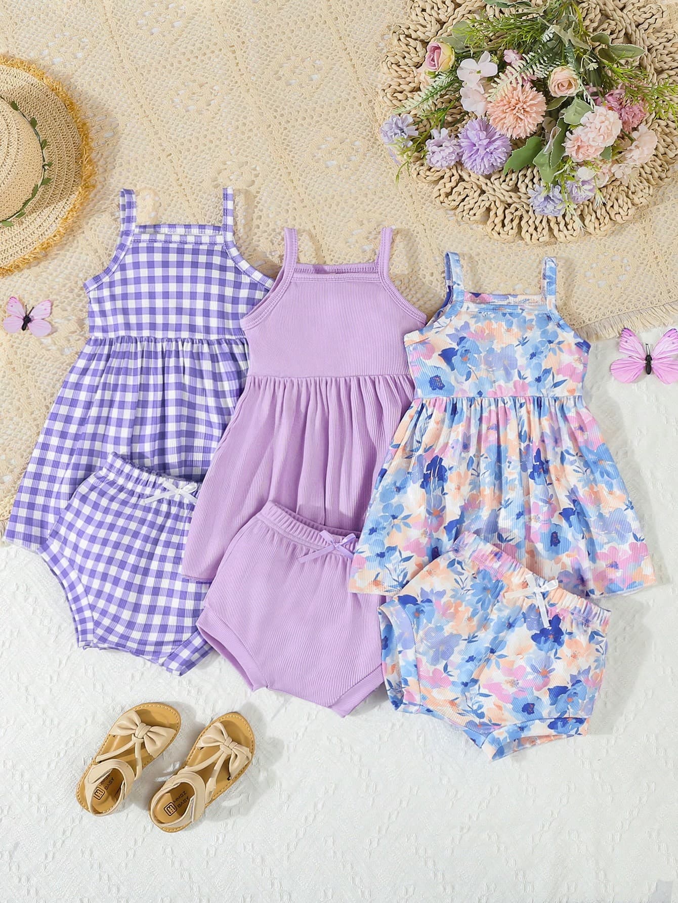 SHEIN Playful Pals 3pcs Baby Girls Skin-Friendly Soft Cute Fashion Bib Shorts Set