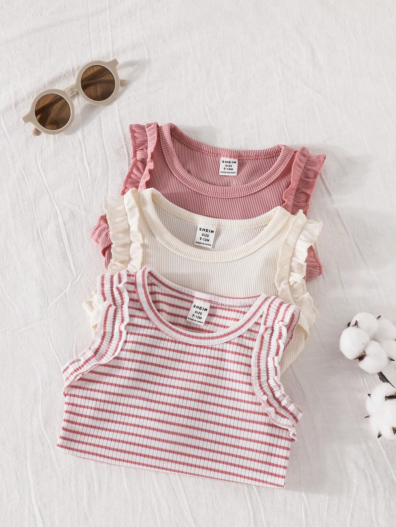 SHEIN Vintaside Kids 3pcs Baby Girl Summer Cute Pink And White Striped,Solid Color Tank Top Set,Soft Elastic Sweet Versatile Casual Vest For Vacation,Daily Wear