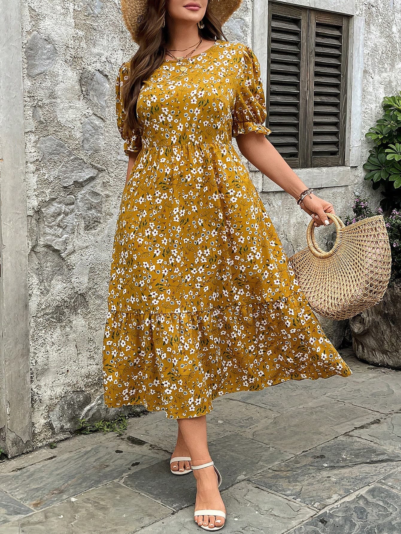 SHEIN VCAY Plus Size Casual Ditsy Floral Puff Sleeve Dress