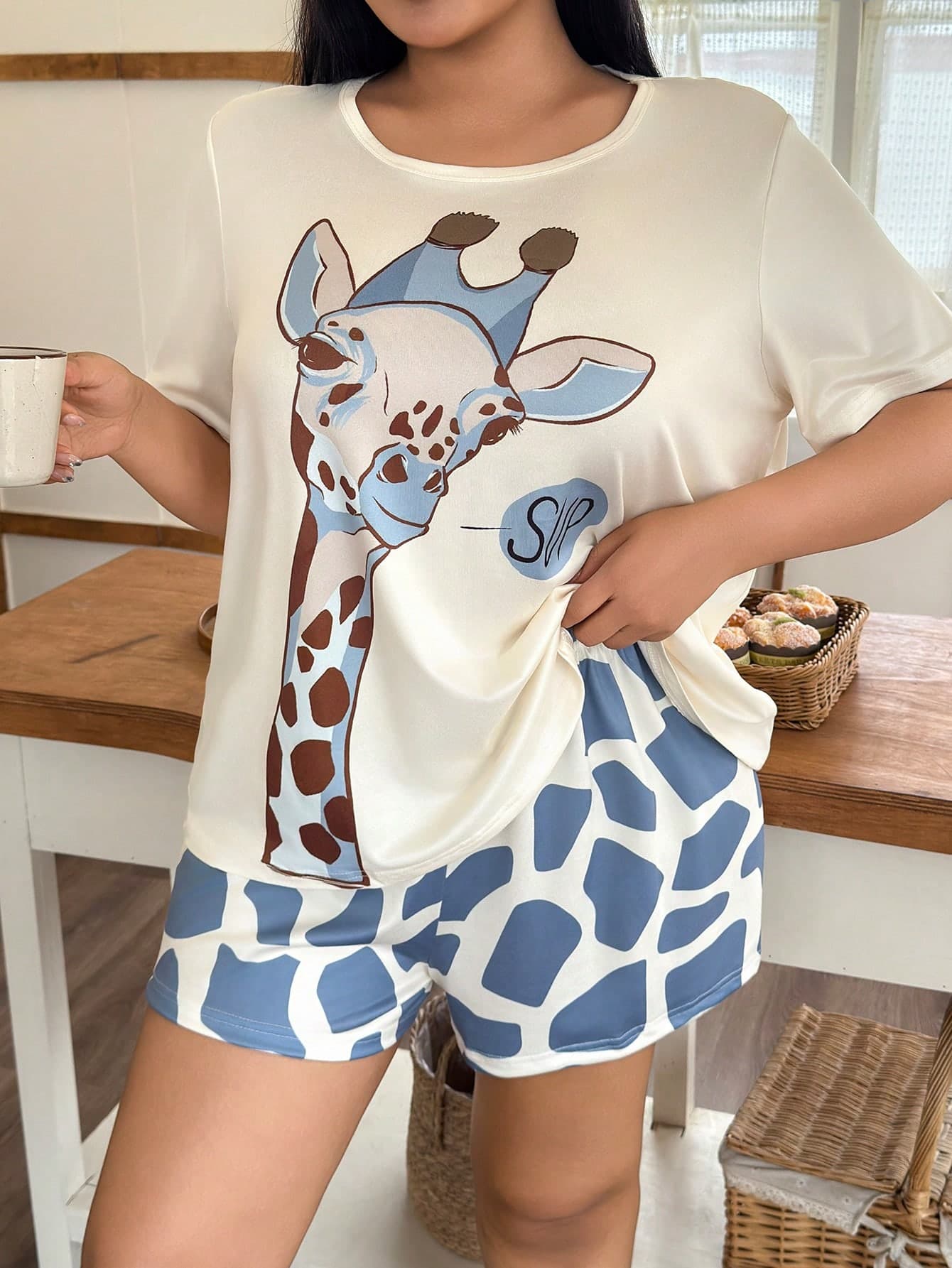 SweetSlumber Plus Size Giraffe Print Casual Short Sleeve Top And Shorts Set