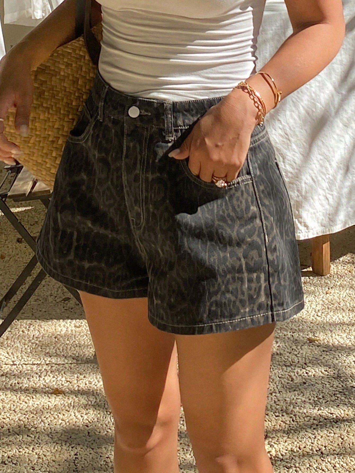 Livesso Petite Women's Leopard Print Pocket Casual Versatile Denim Shorts Summer